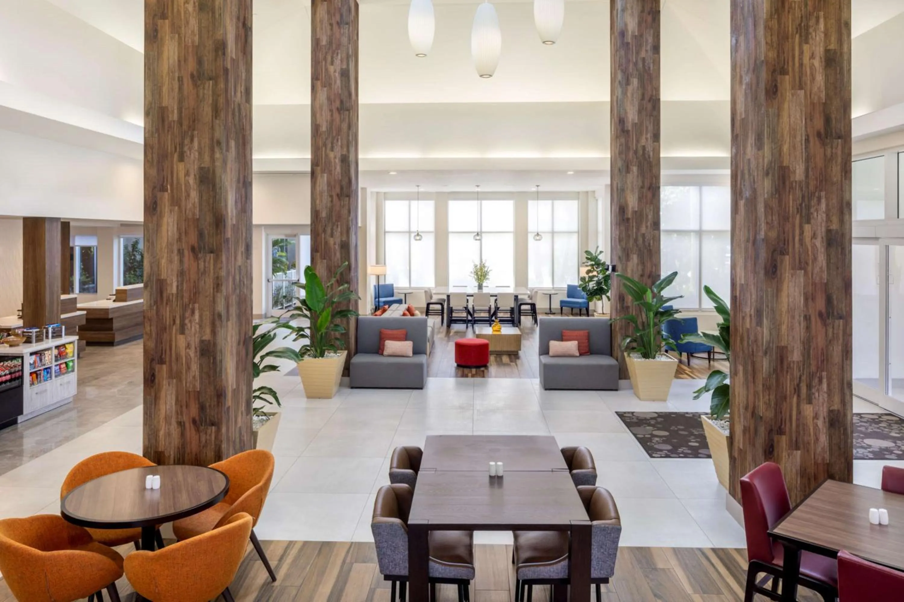 Lobby or reception in Hilton Garden Inn Miami Airport West