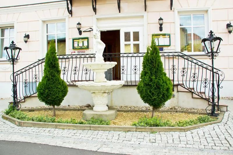 Facade/entrance in Hotel Schloßblick Trebsen