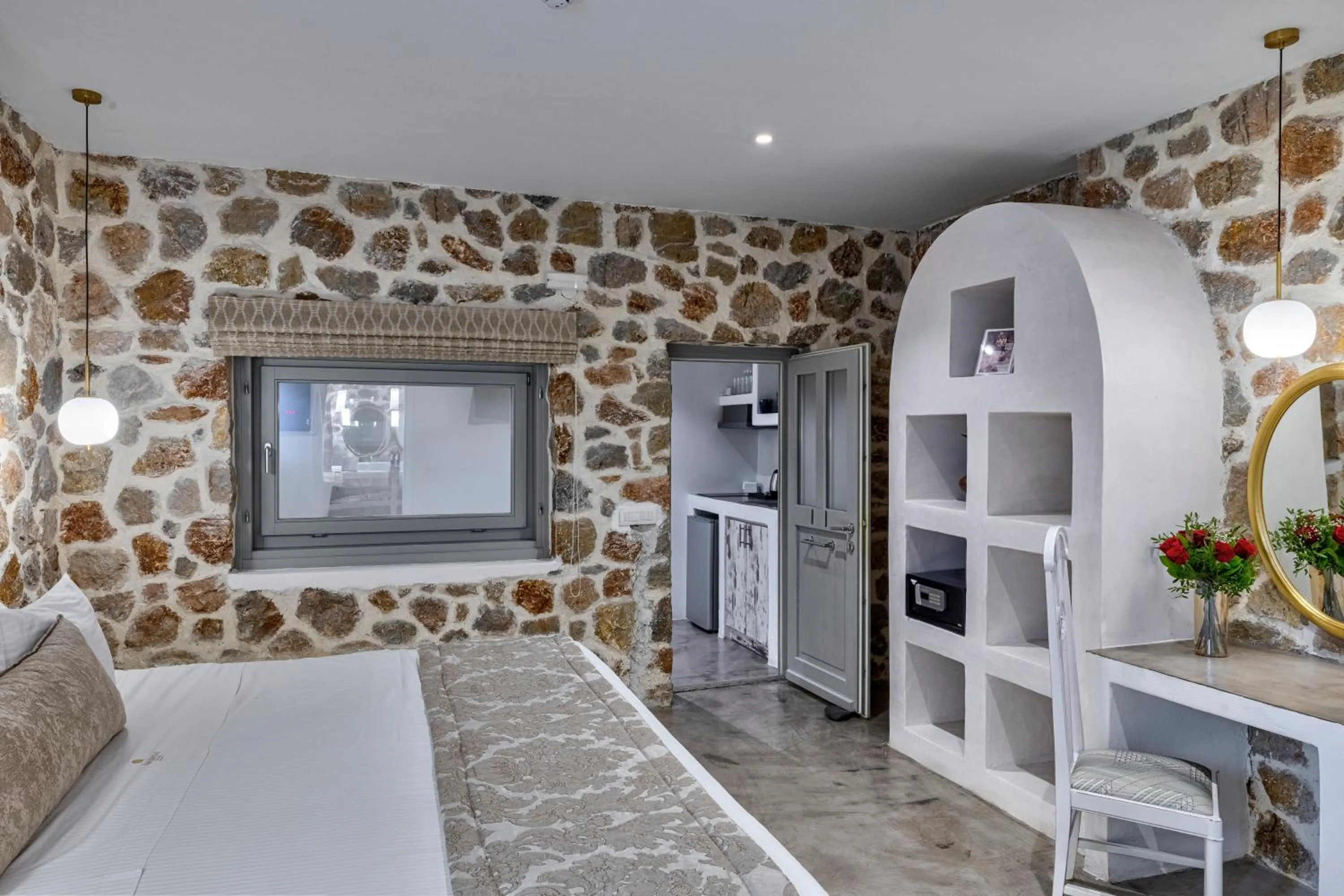 Bedroom, Bed in Desiterra Resort & Spa