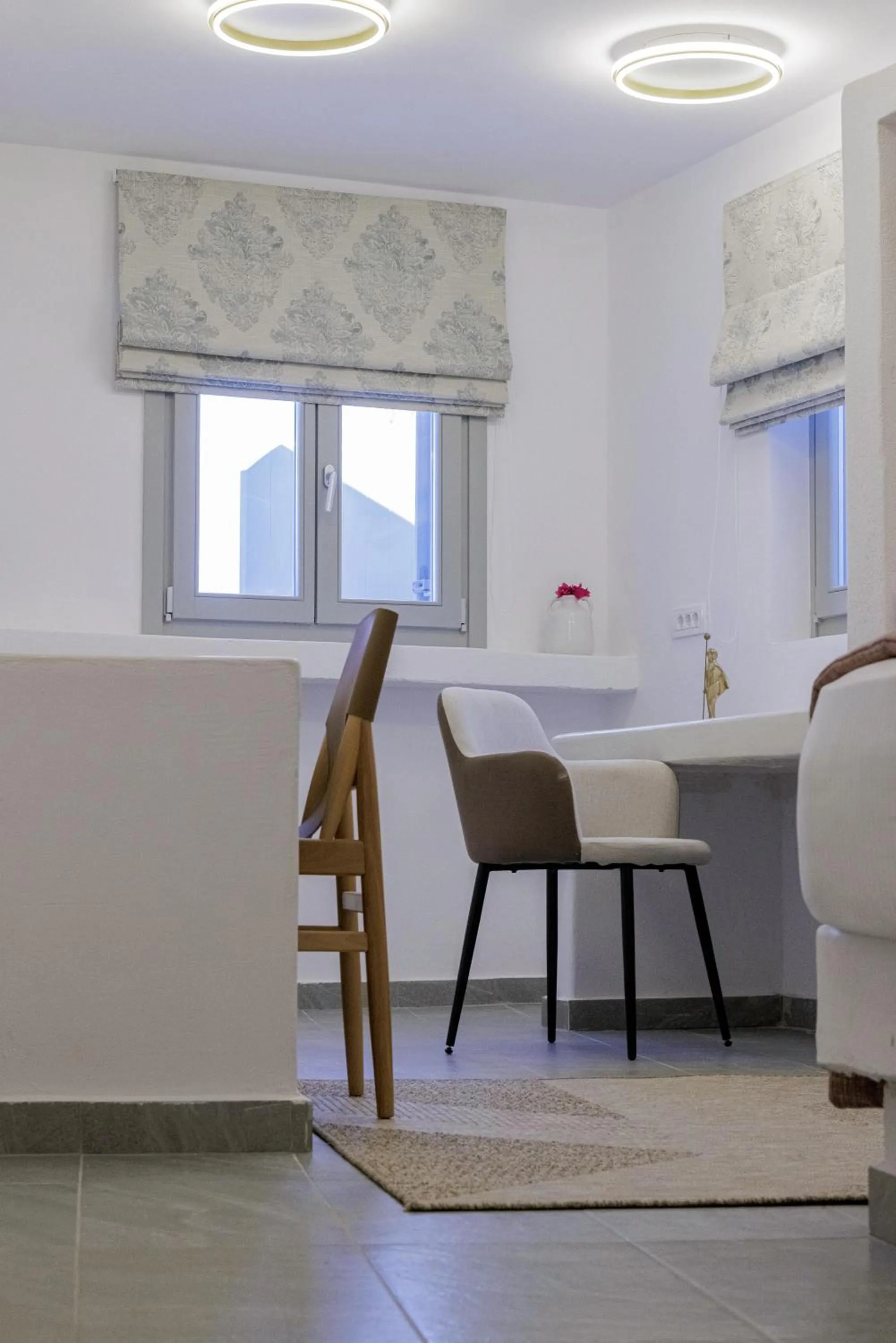 Seating area in Desiterra Resort & Spa