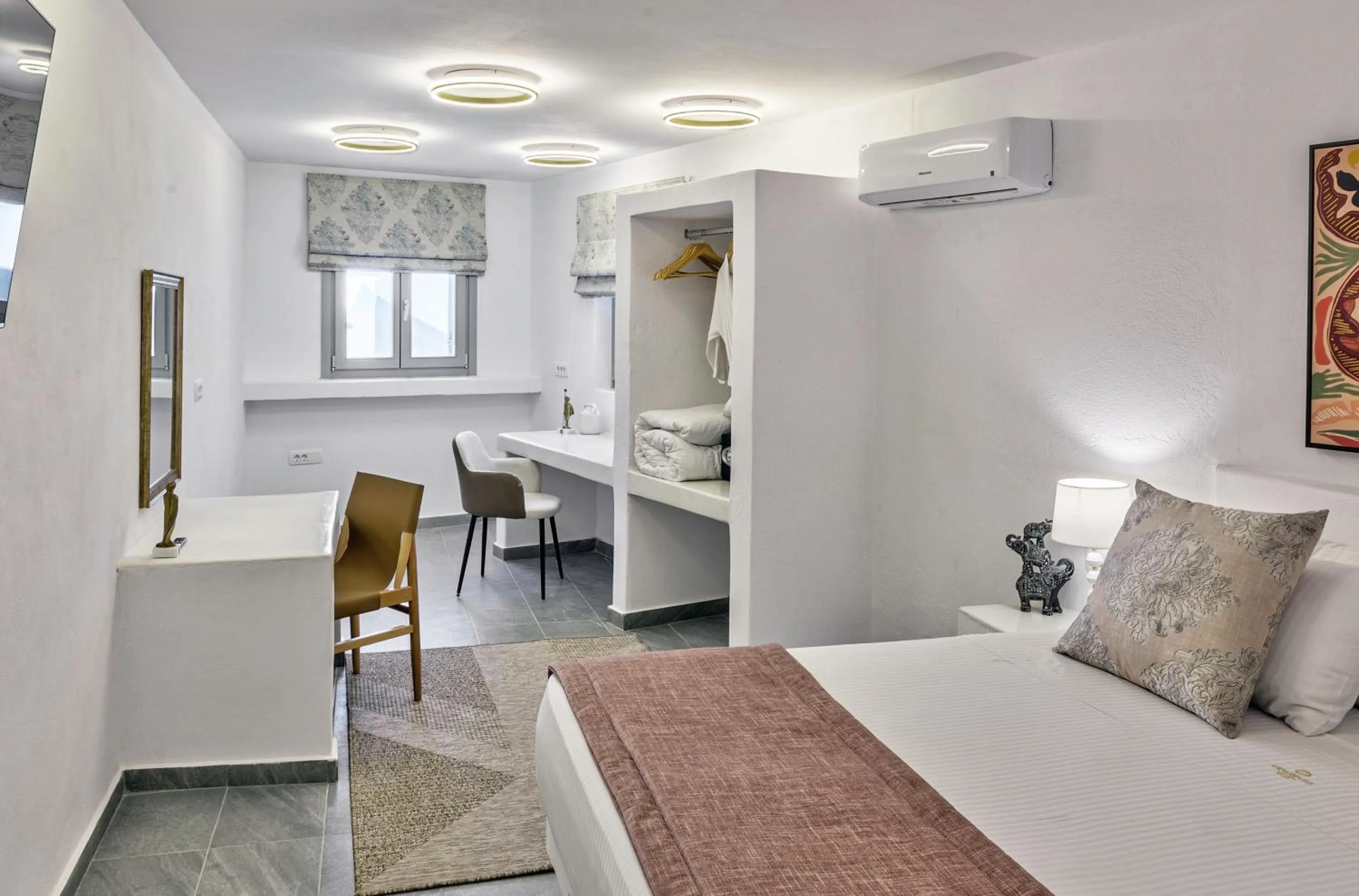 Bed in Desiterra Resort & Spa