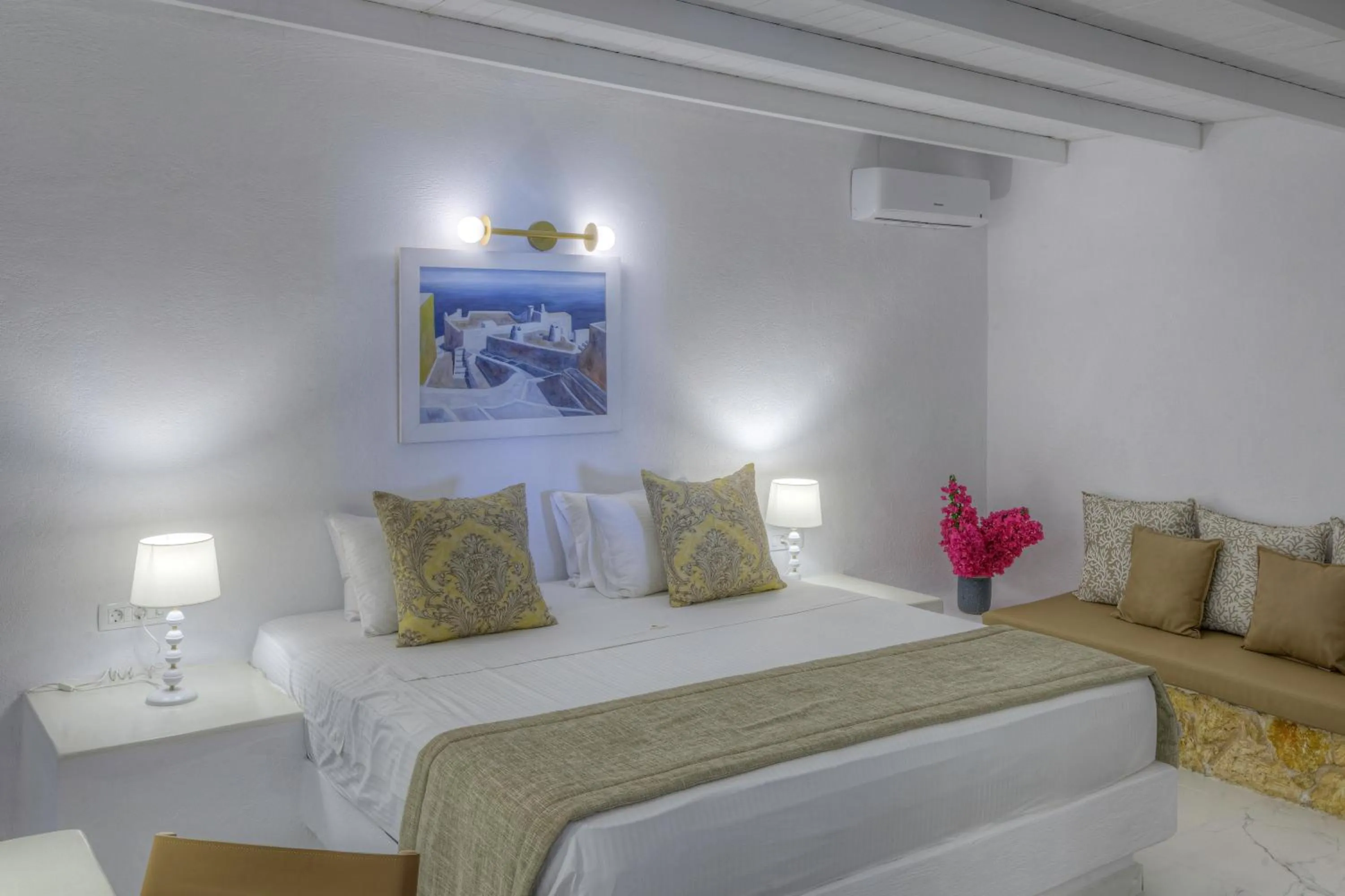 Bed in Desiterra Resort & Spa