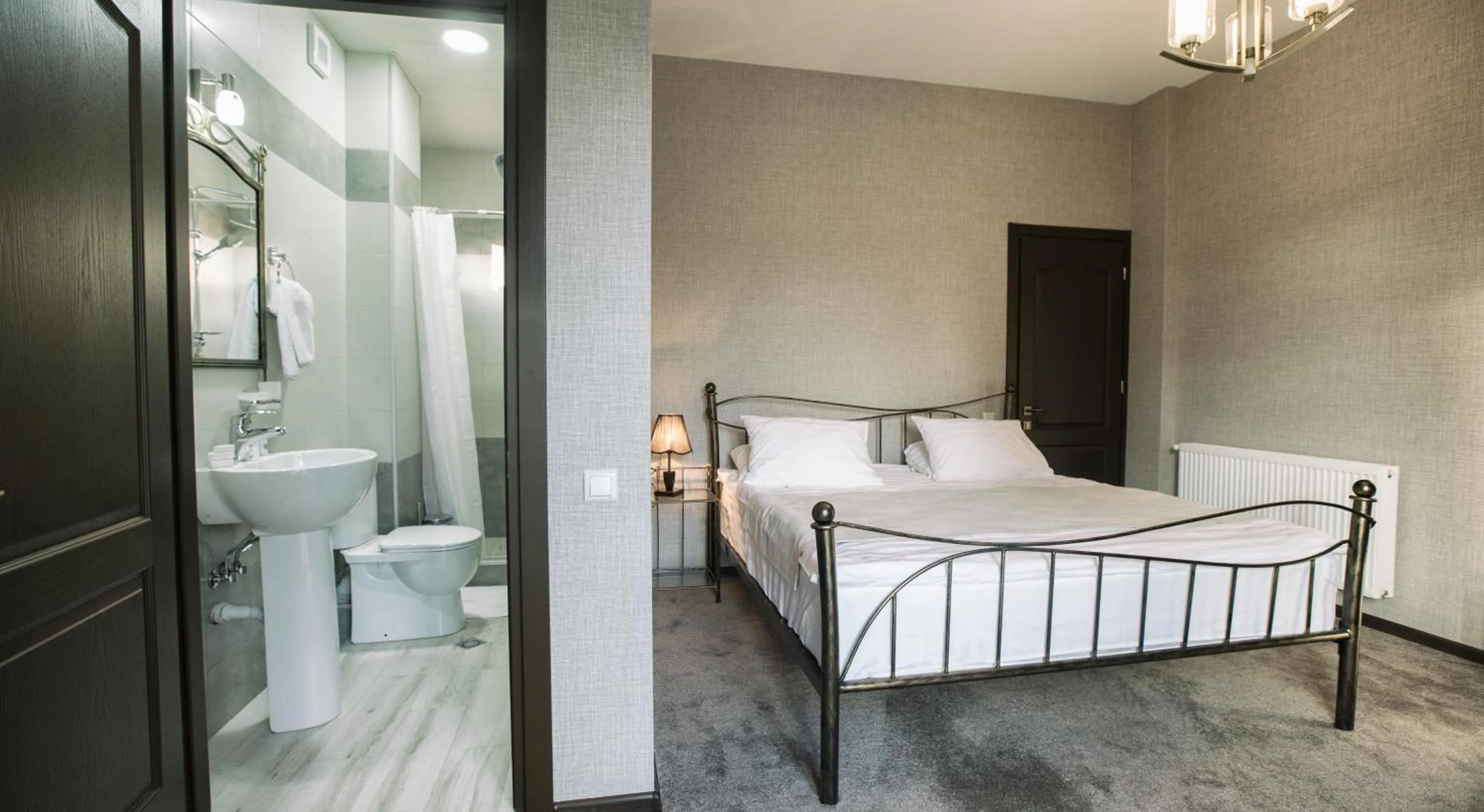 Bedroom in Golden Nugget Tbilisi