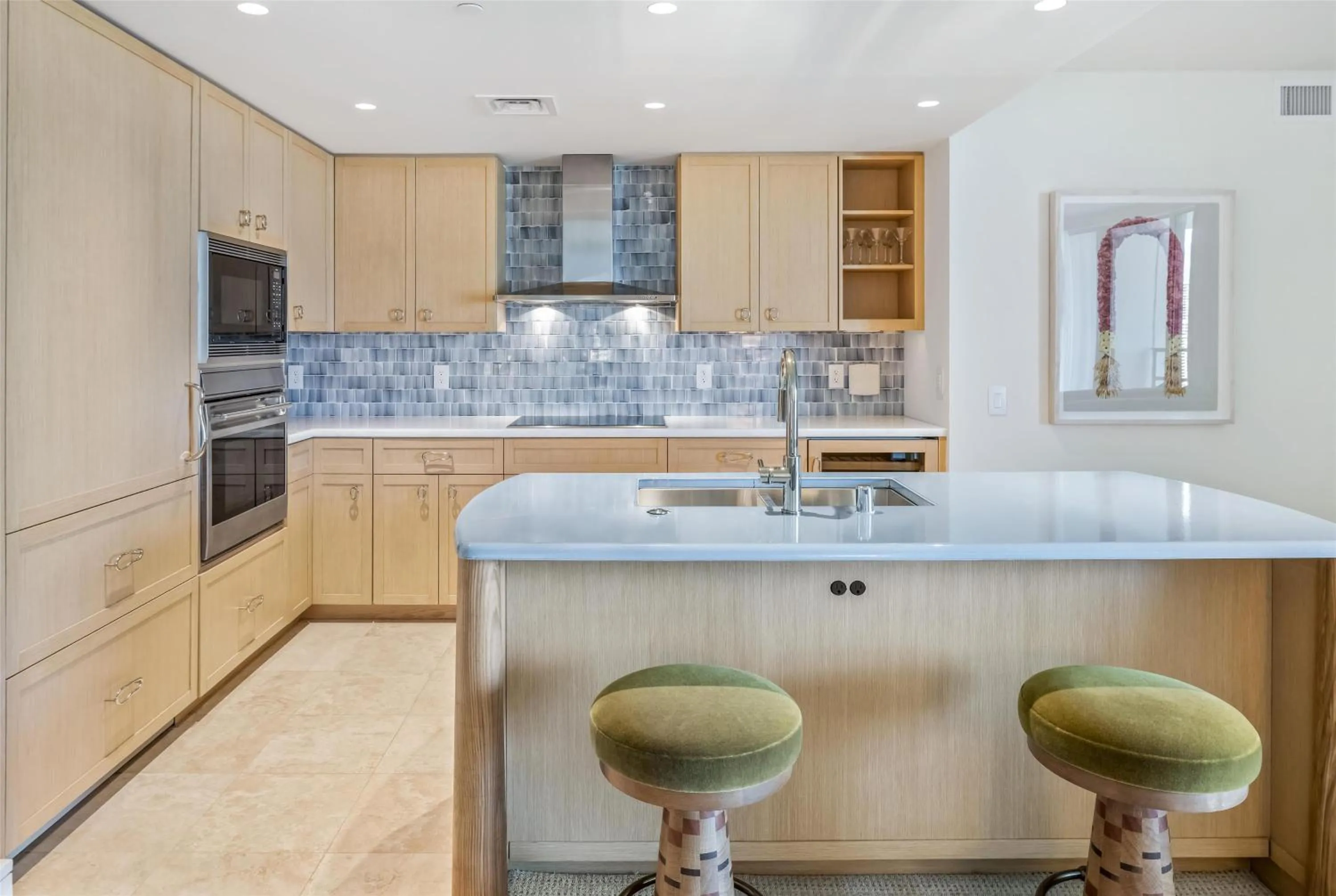 Kitchen or kitchenette in Ka Laʻi Waikiki Beach, LXR Hotels & Resorts