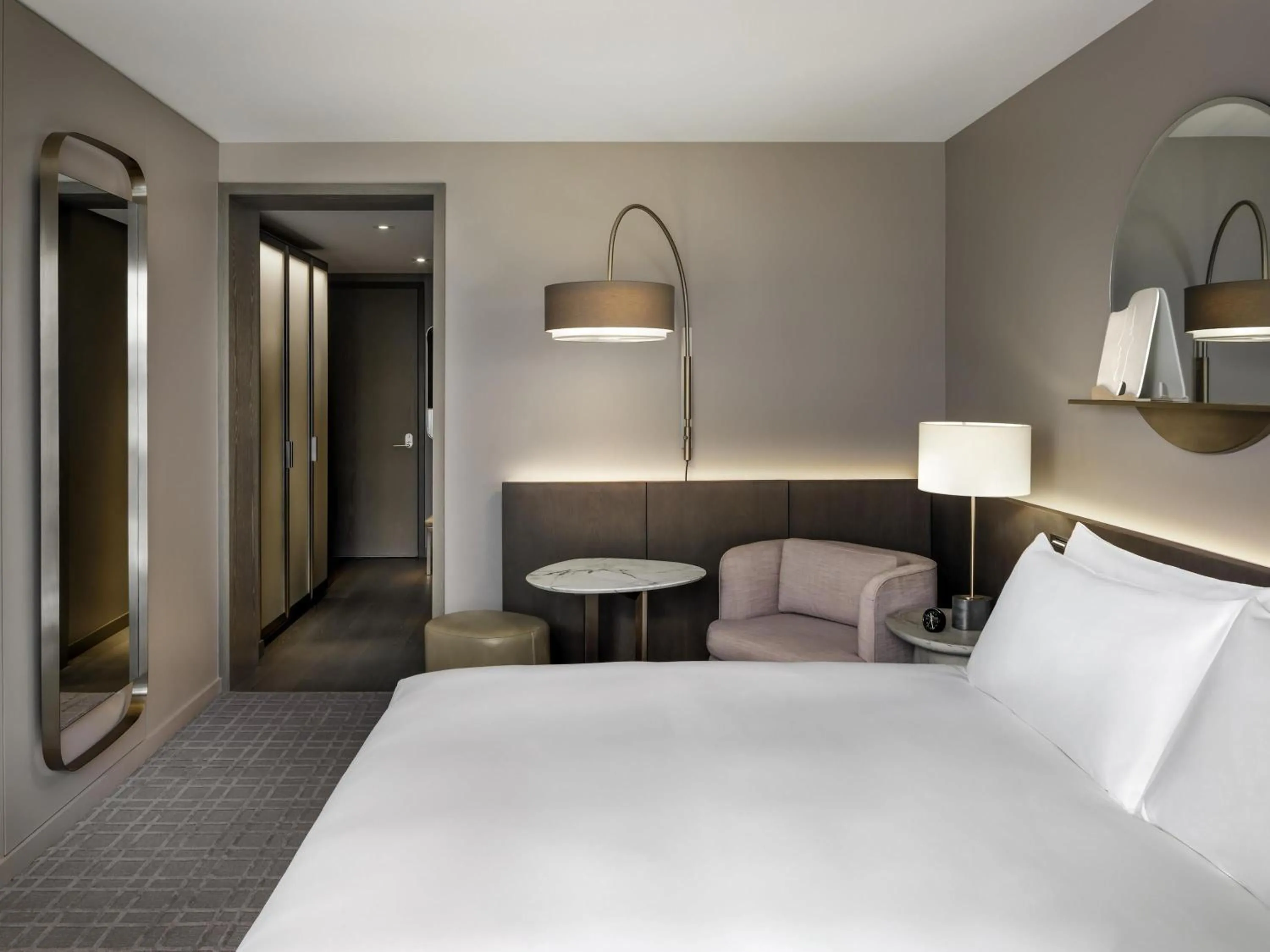 Bedroom, Bed in Fairmont Century Plaza Los Angeles at Beverly Hills