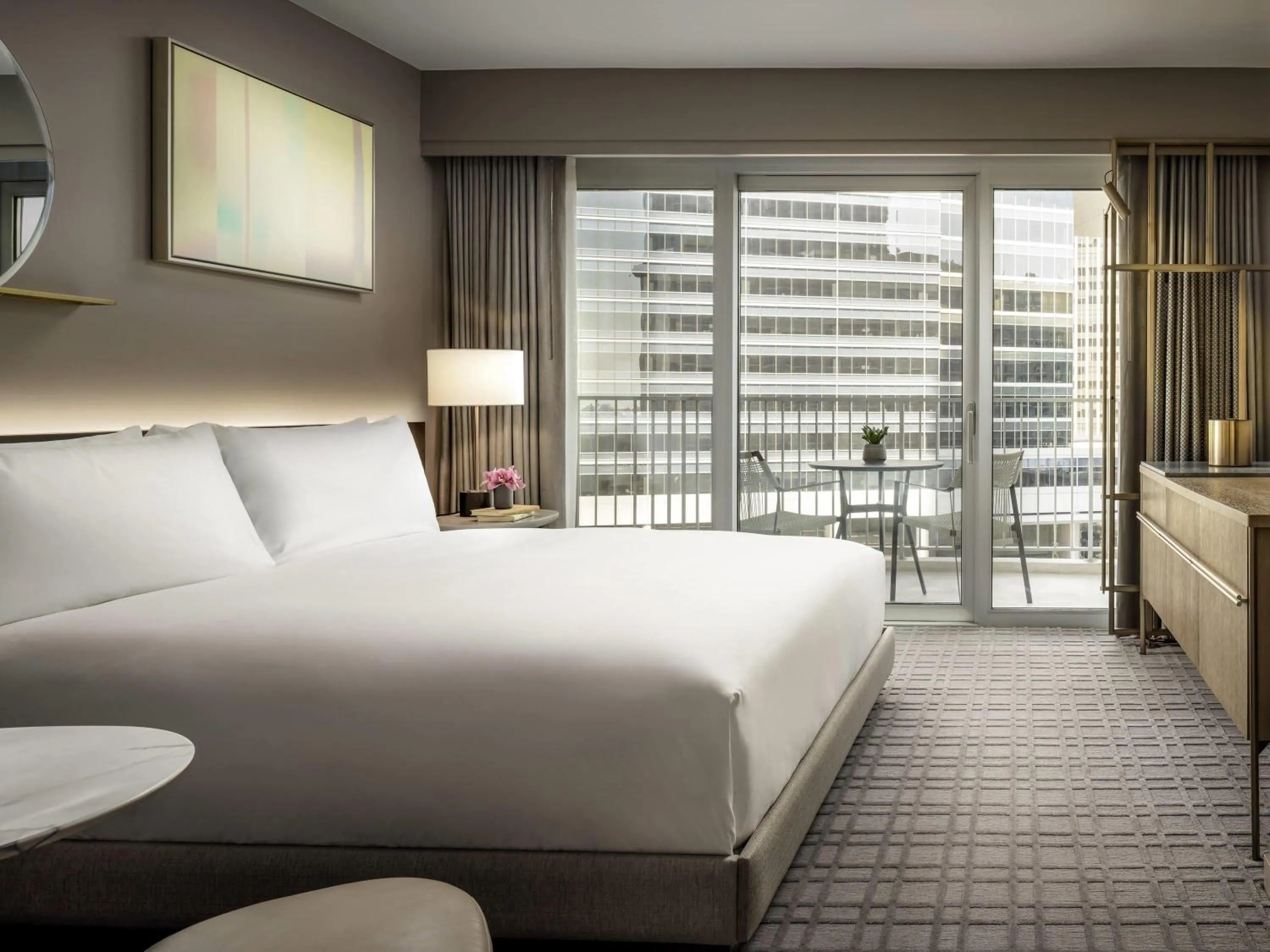 Bedroom, Bed in Fairmont Century Plaza Los Angeles at Beverly Hills