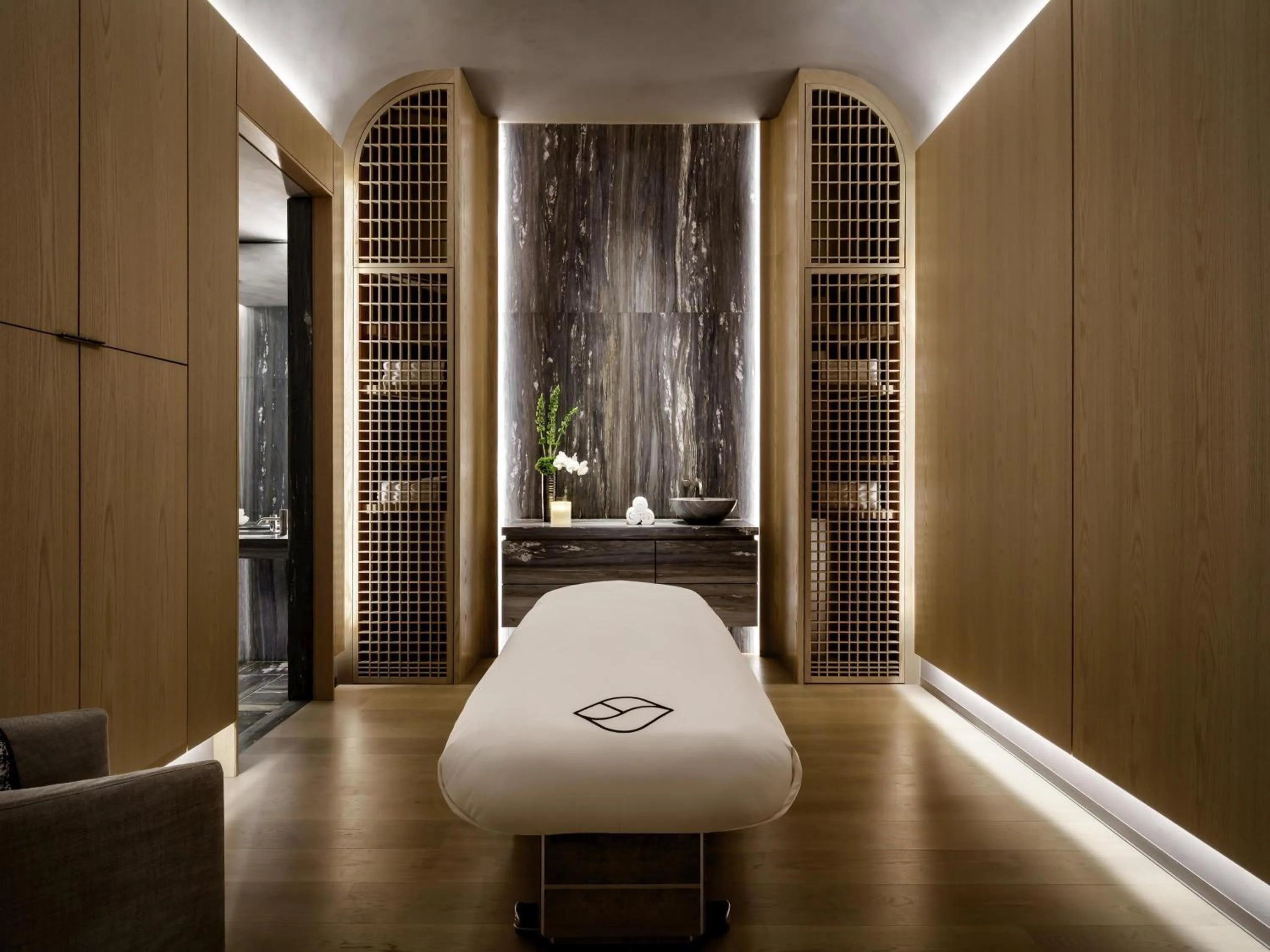 Spa and wellness centre/facilities, Bed in Fairmont Century Plaza Los Angeles at Beverly Hills
