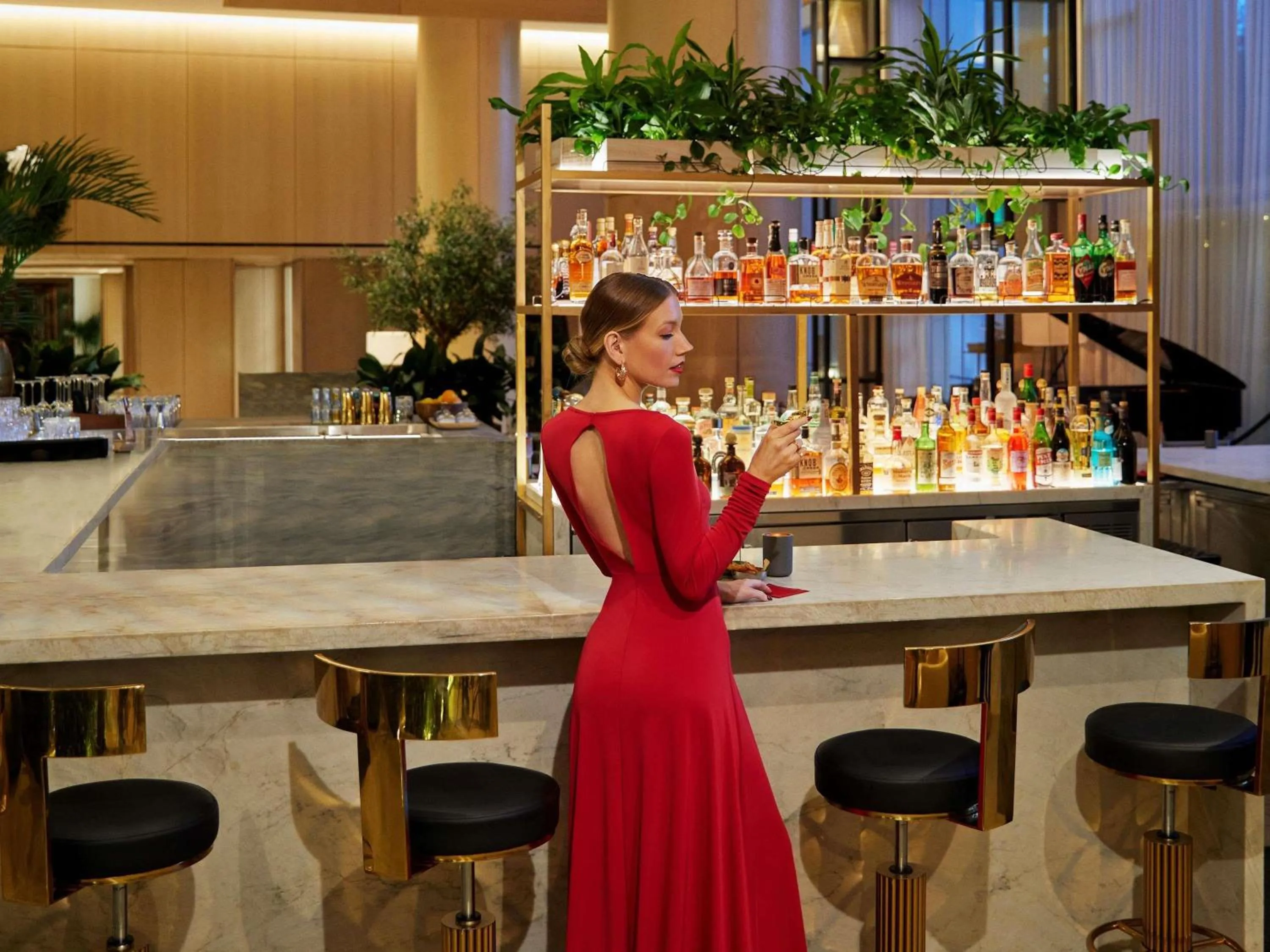 Lounge or bar in Fairmont Century Plaza Los Angeles at Beverly Hills