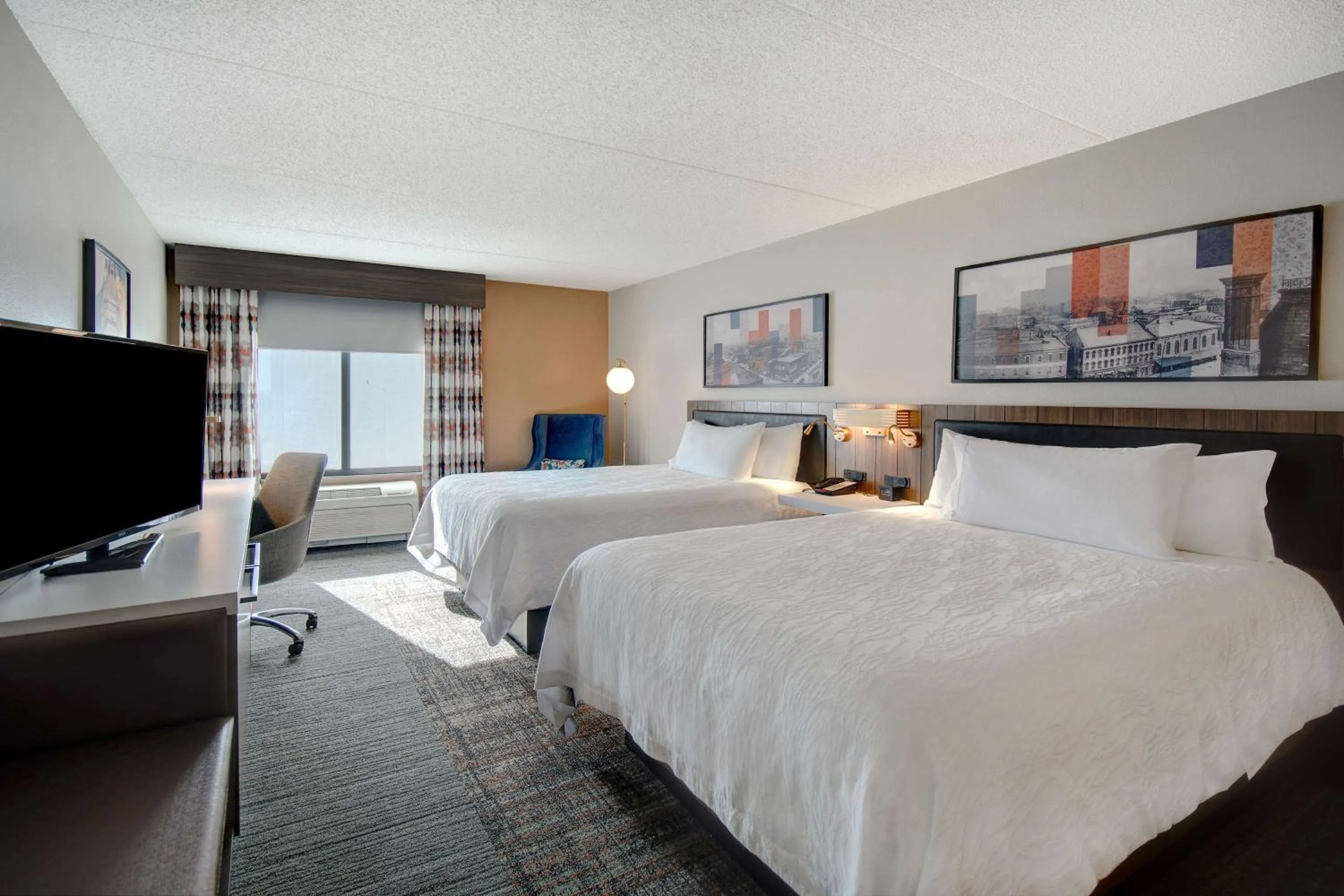 Bed in Hilton Garden Inn Terre Haute