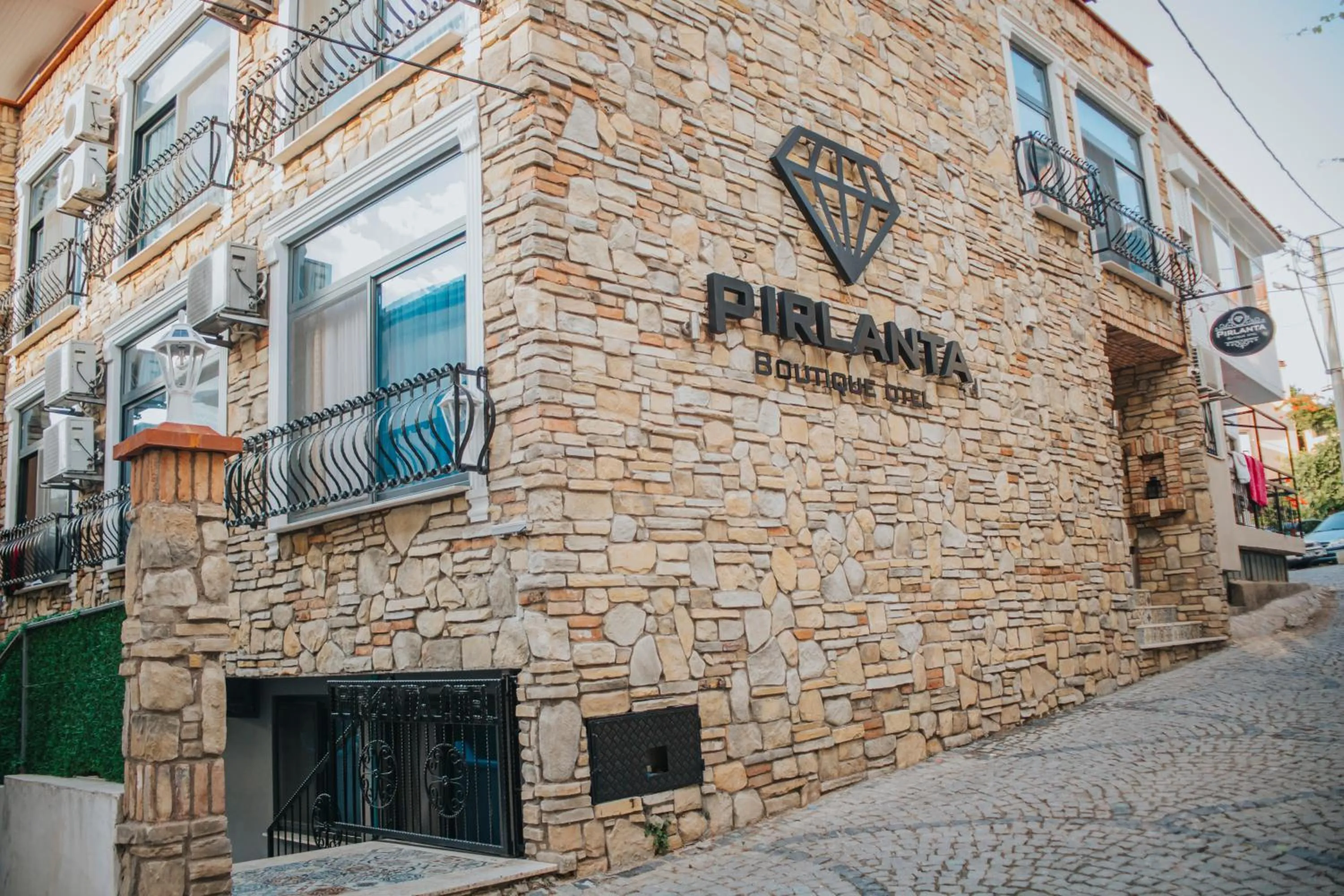 Property building in Pirlanta Butik Hotel