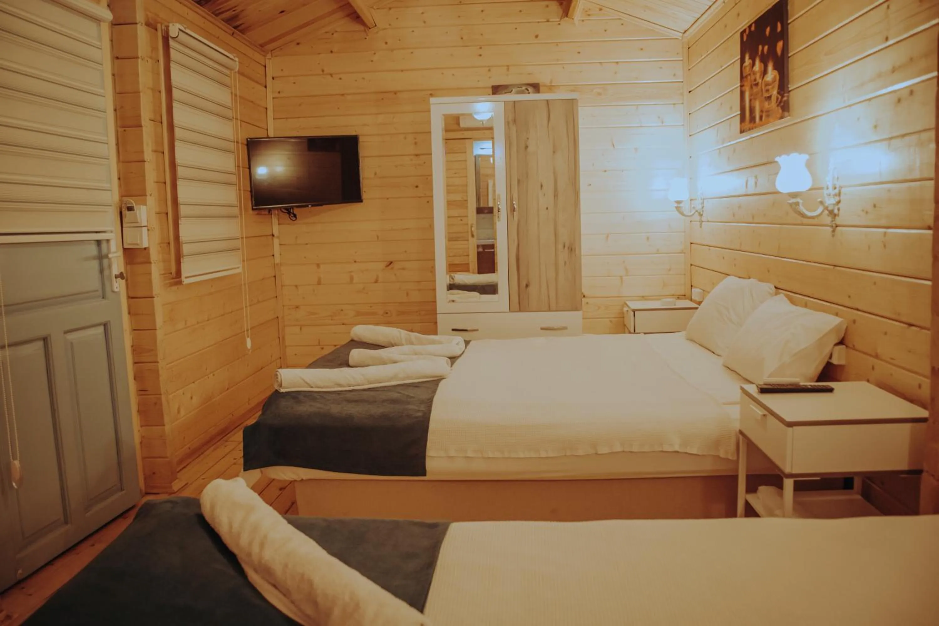 Photo of the whole room, Bed in Pirlanta Butik Hotel