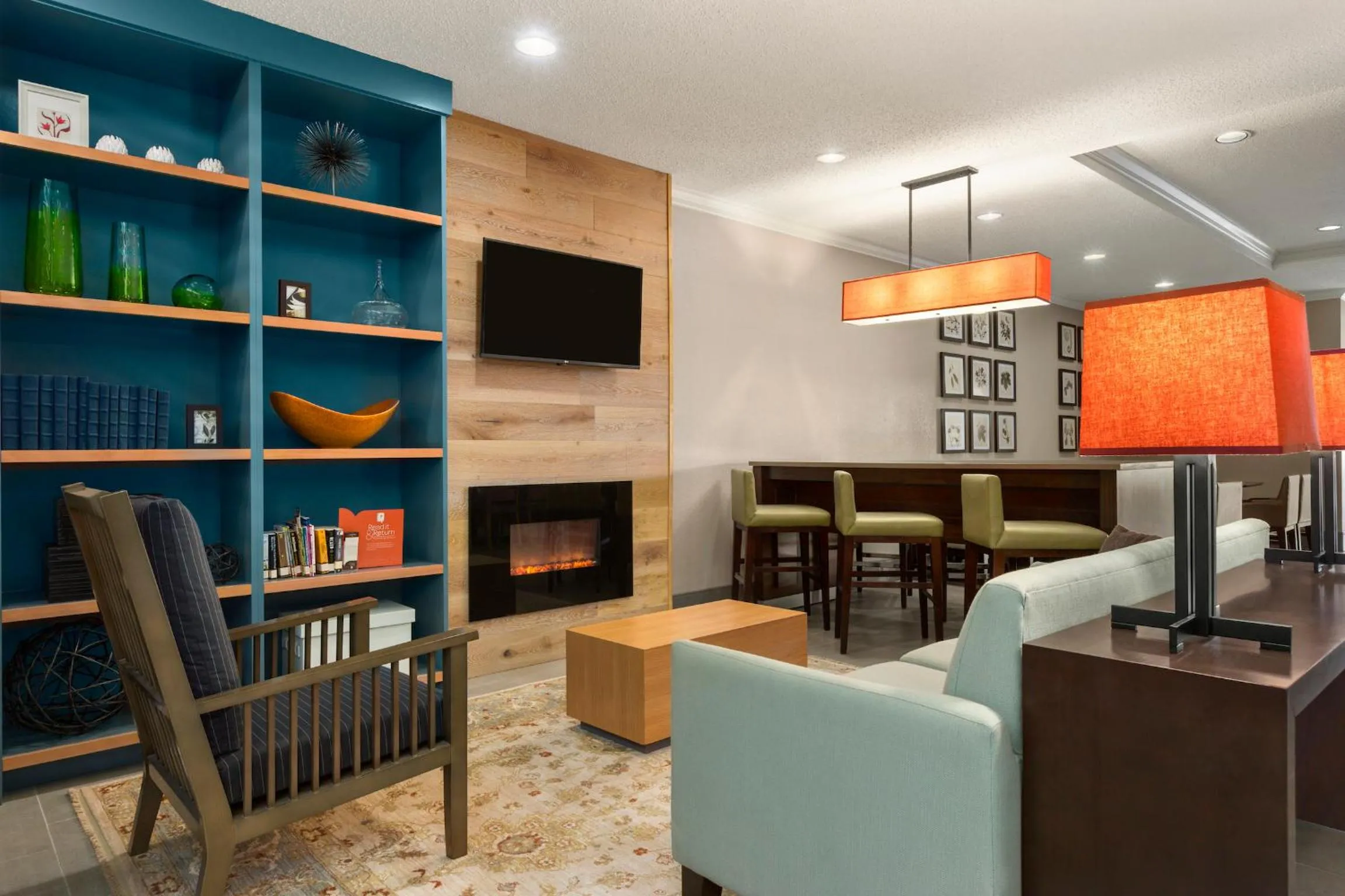 Library in Country Inn & Suites by Radisson, Austin North Pflugerville , TX