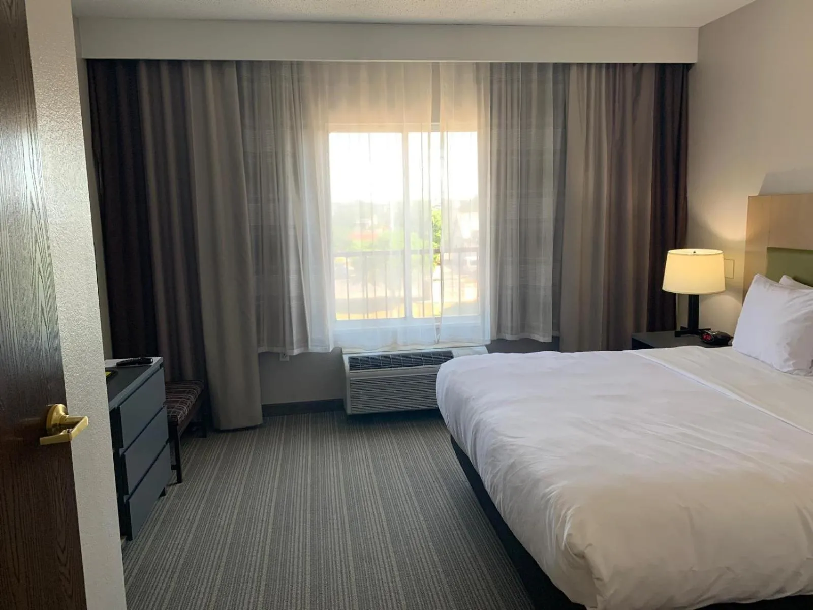 Bedroom, Bed in Country Inn & Suites by Radisson, Austin North Pflugerville , TX