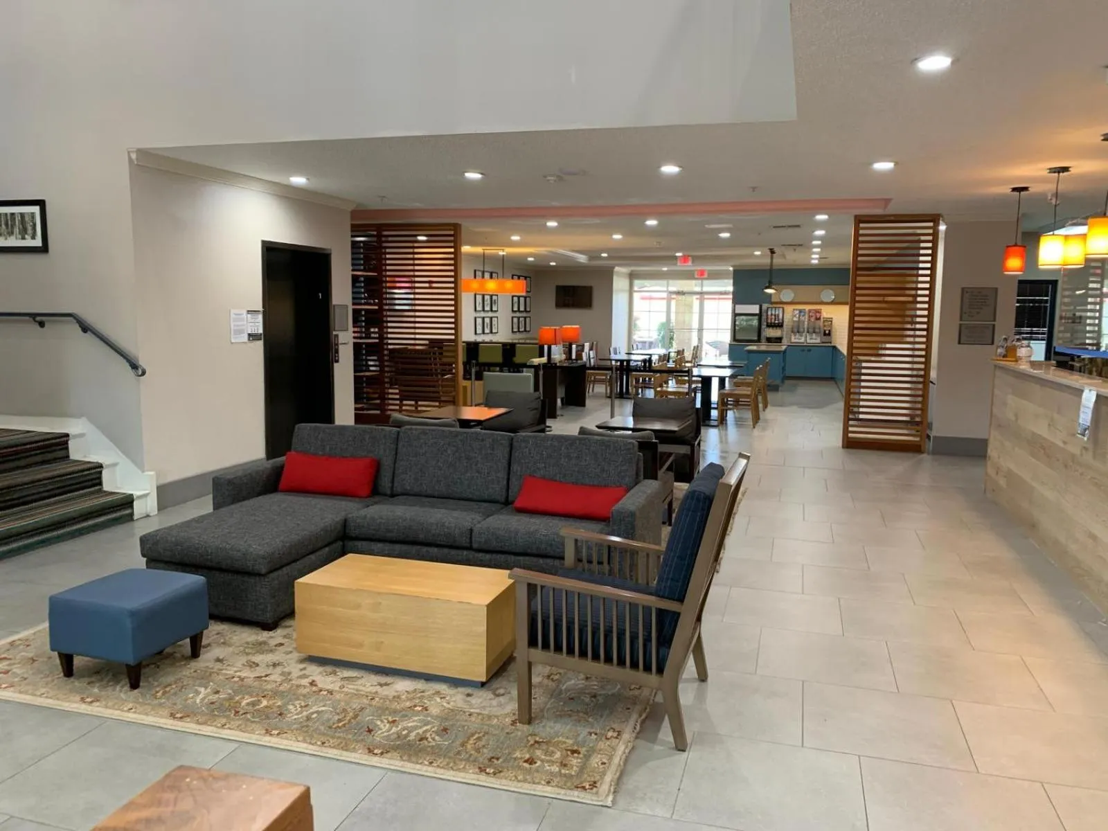 Seating area in Country Inn & Suites by Radisson, Austin North Pflugerville , TX