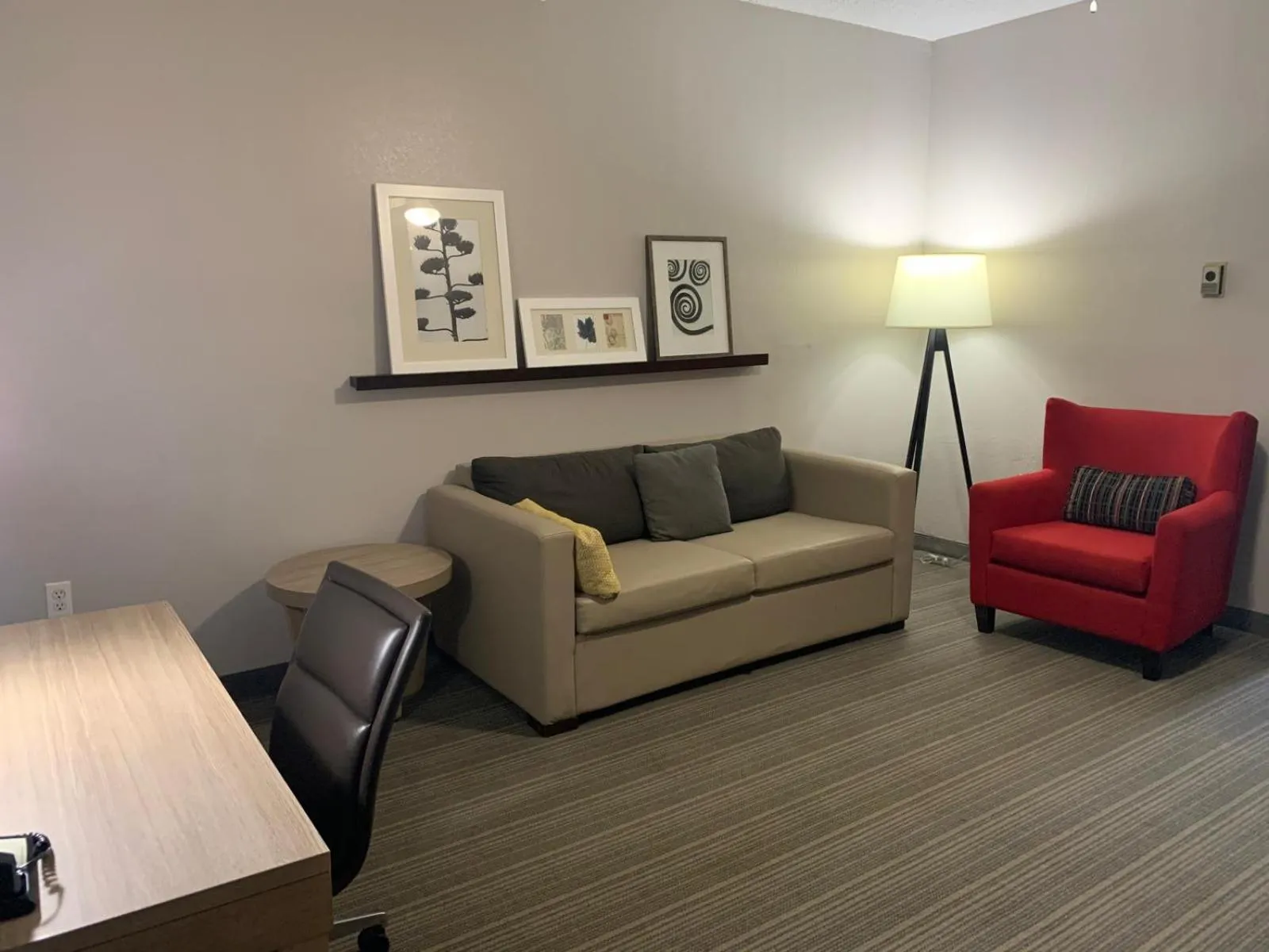 Living room in Country Inn & Suites by Radisson, Austin North Pflugerville , TX