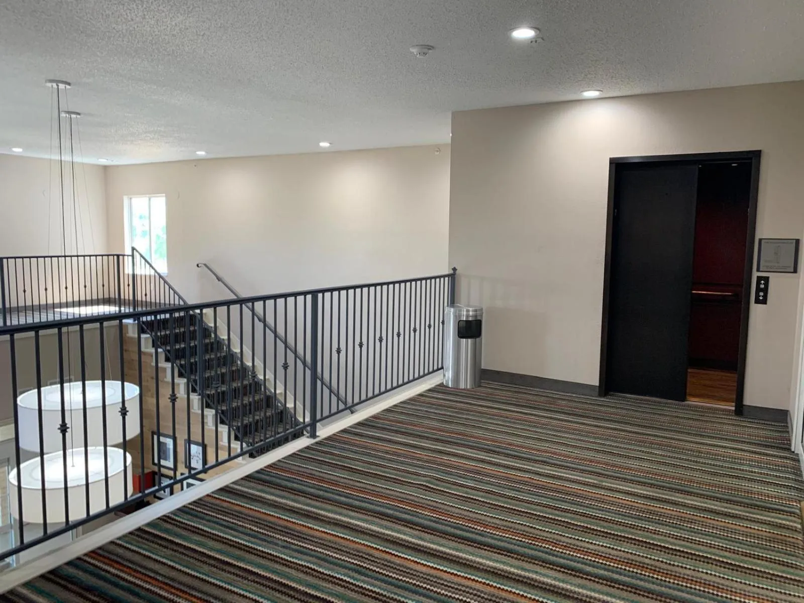 Property building in Country Inn & Suites by Radisson, Austin North Pflugerville , TX