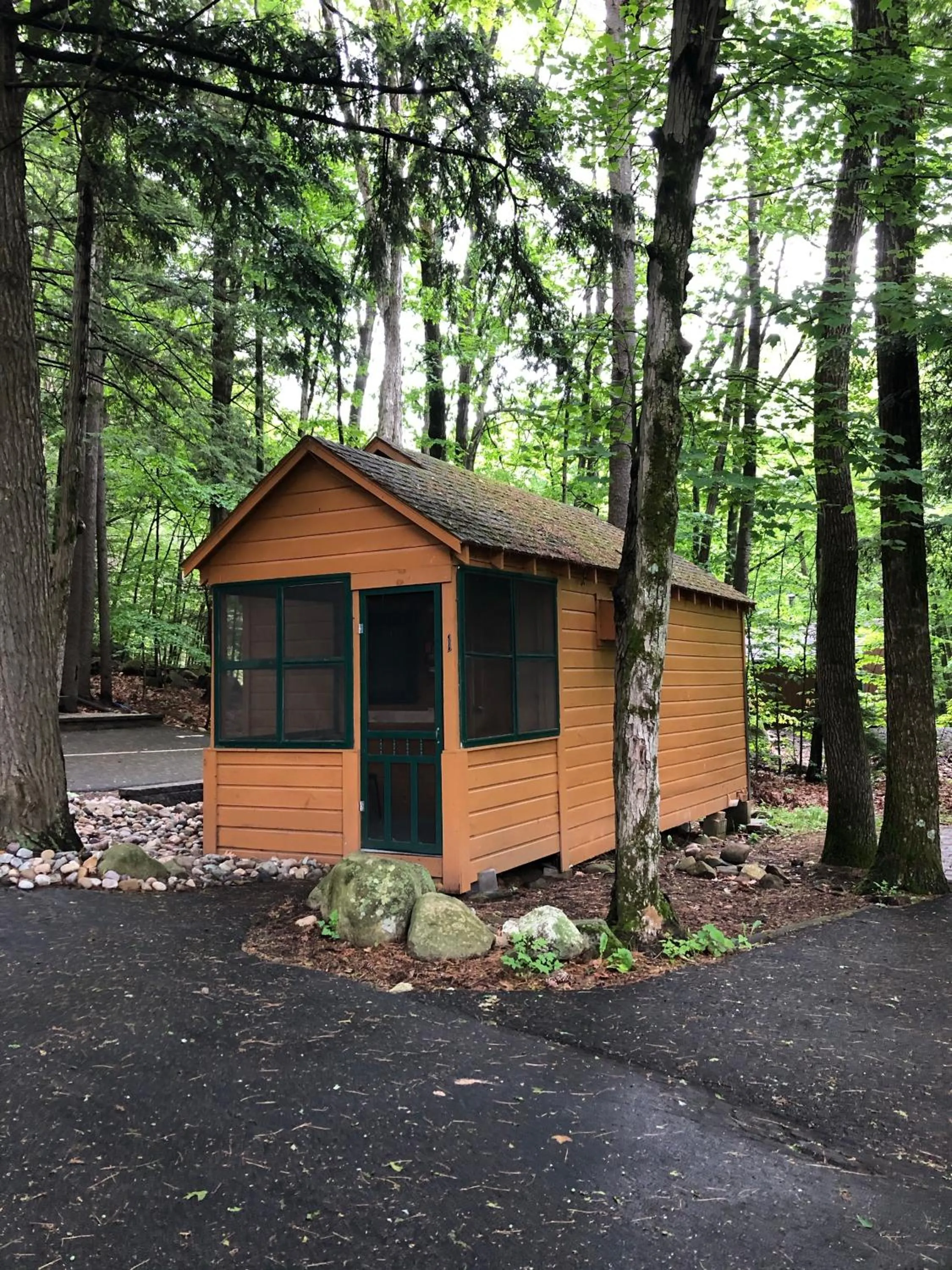 Facade/entrance in English Brook Cottages