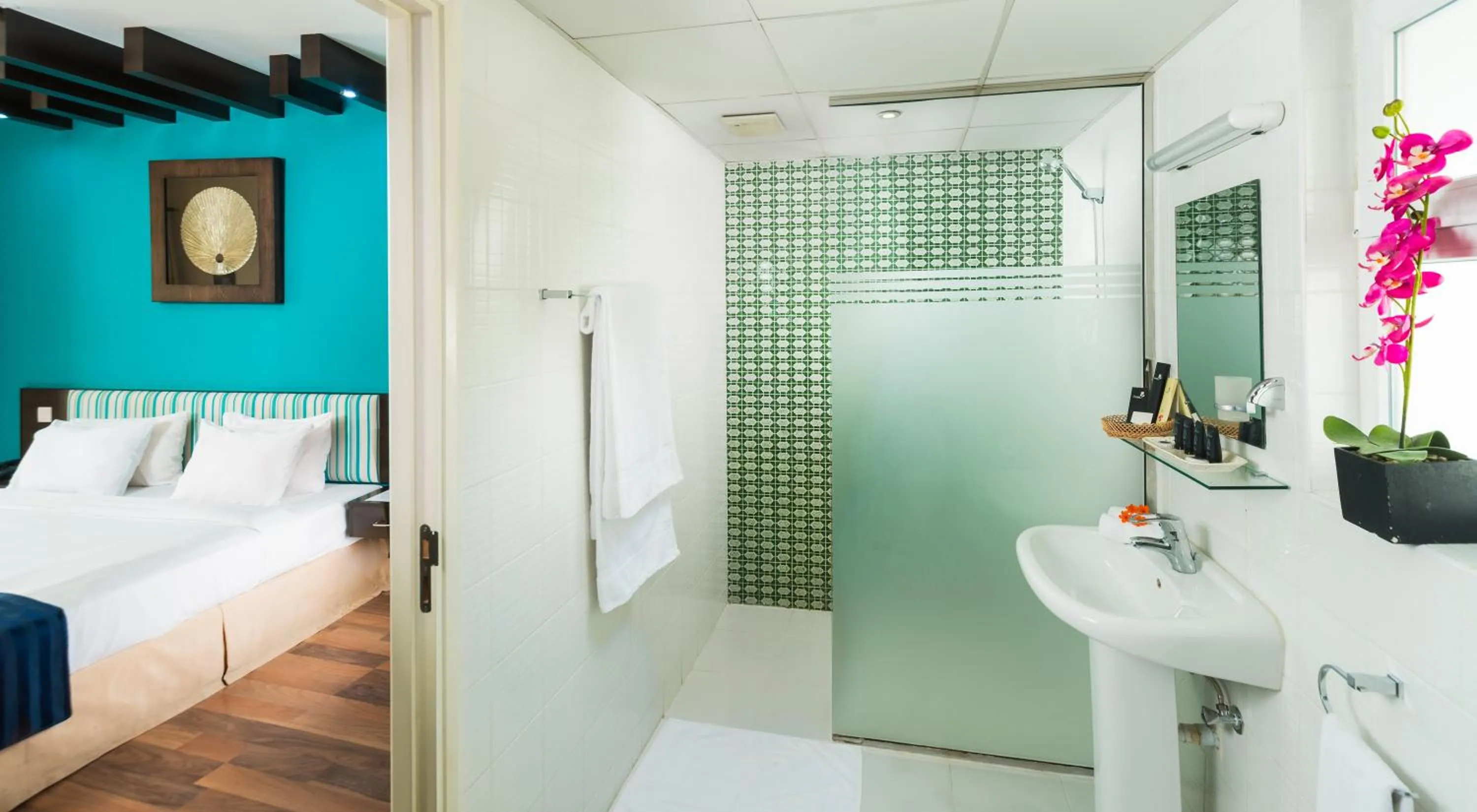 Bathroom in Al Wadi Hotel