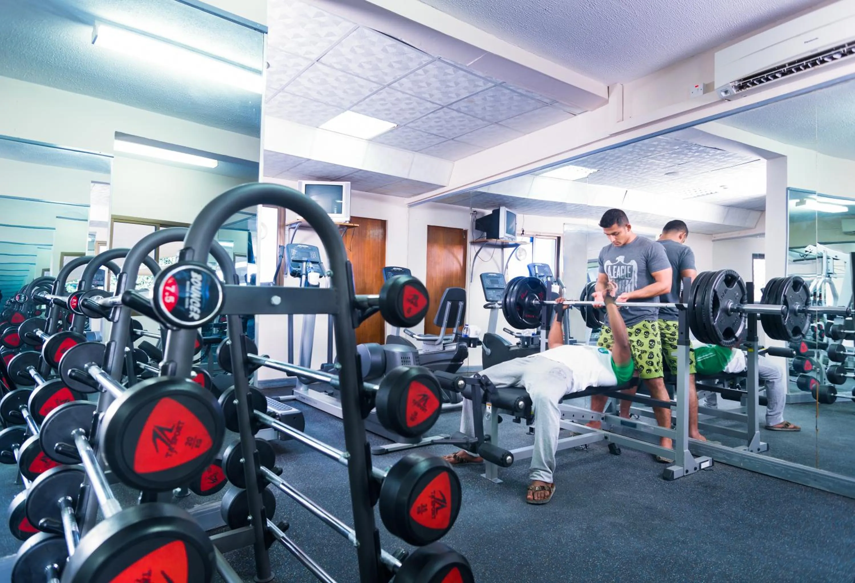 Fitness centre/facilities in Al Wadi Hotel