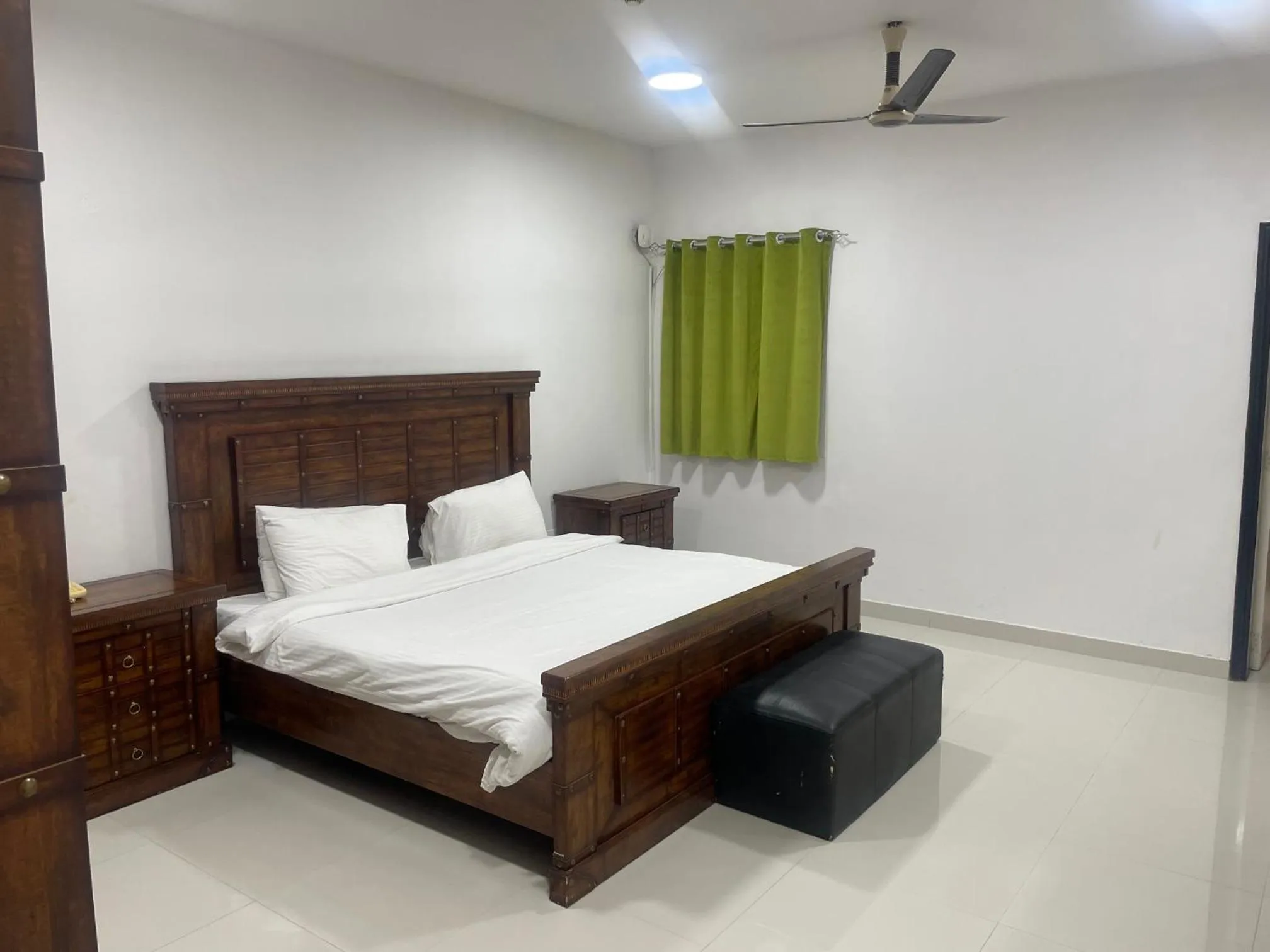 Bed in Al Wadi Hotel