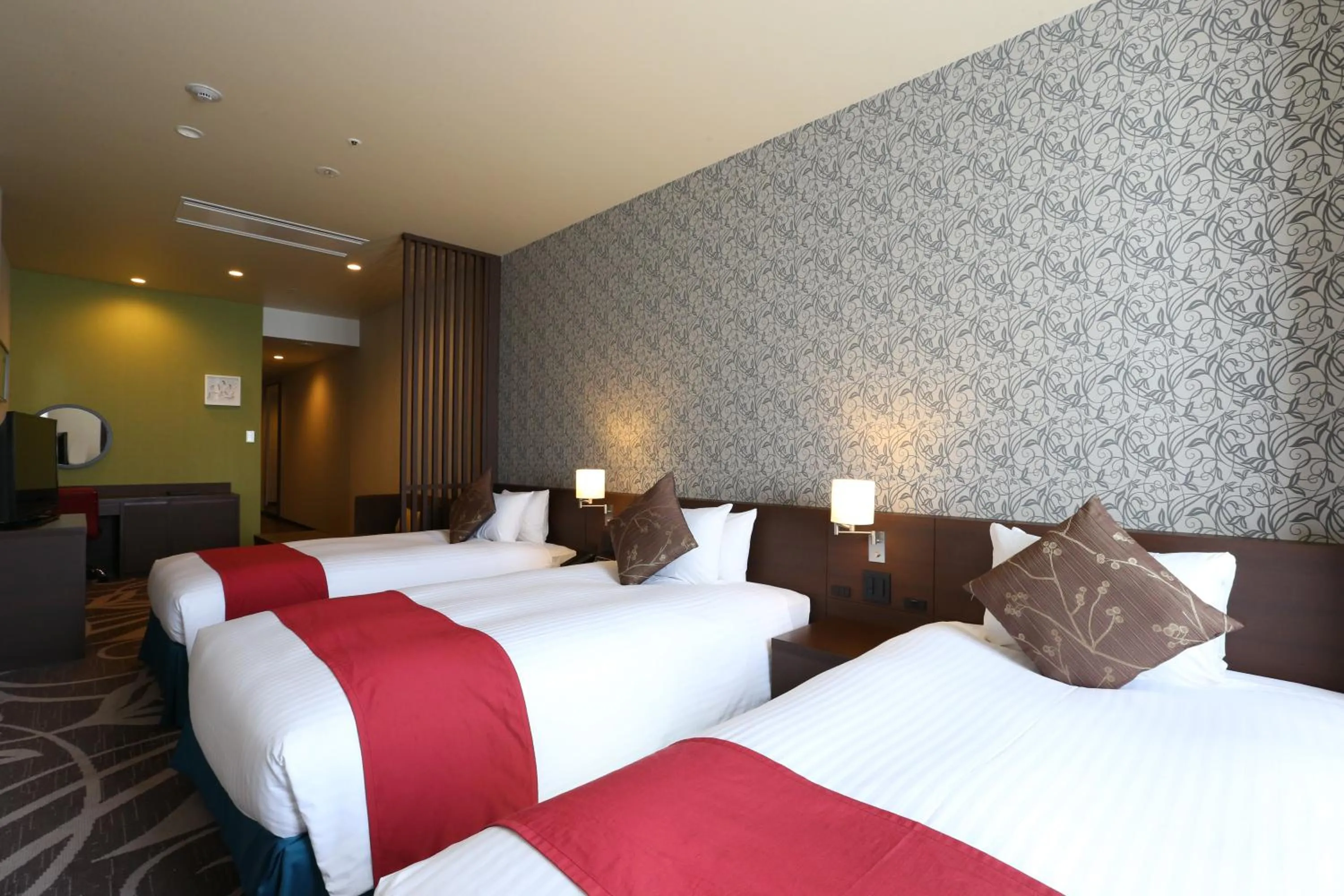 Bed in Hotel La Raison Osaka