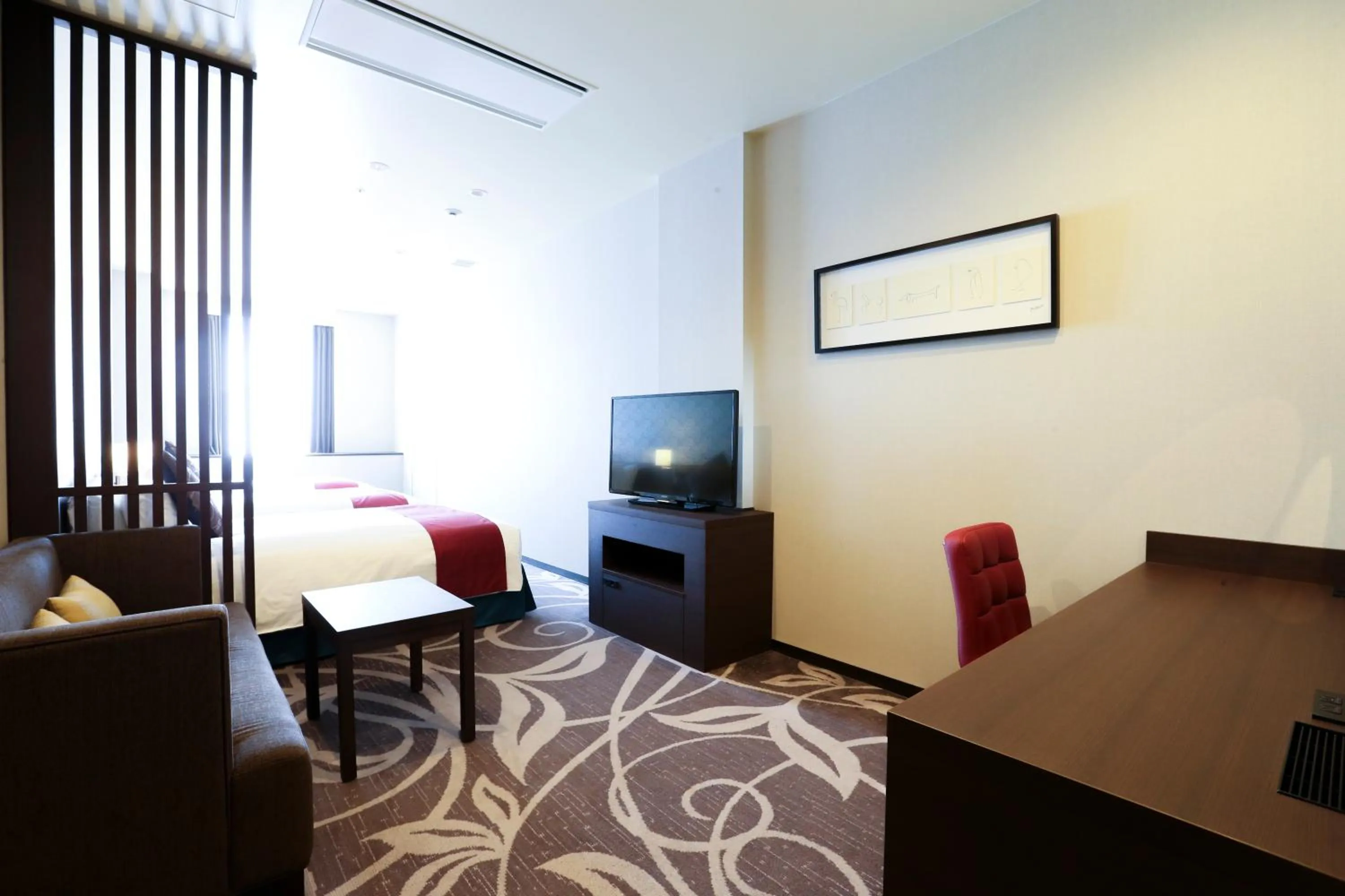 Living room, TV/Entertainment Center in Hotel La Raison Osaka