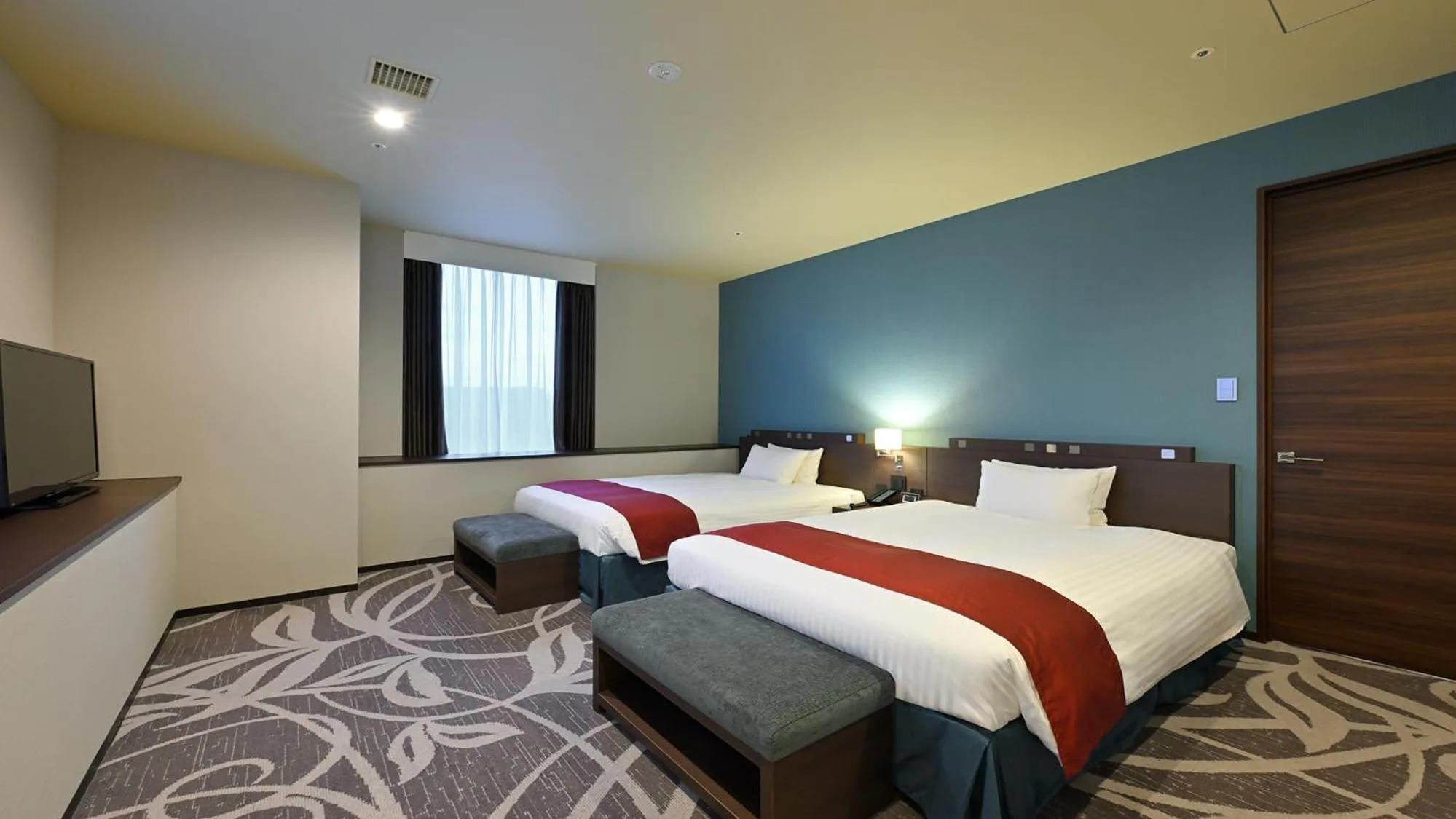 Photo of the whole room, Bed in Quintessa Hotel Osaka Bay