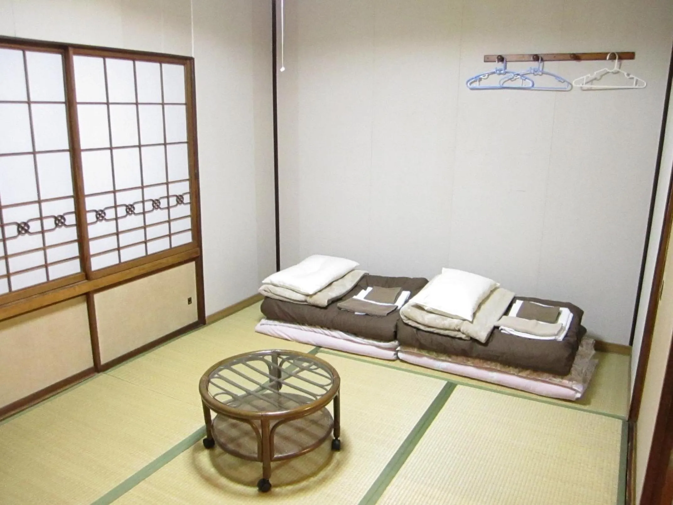 Photo of the whole room in Guest House Enishi