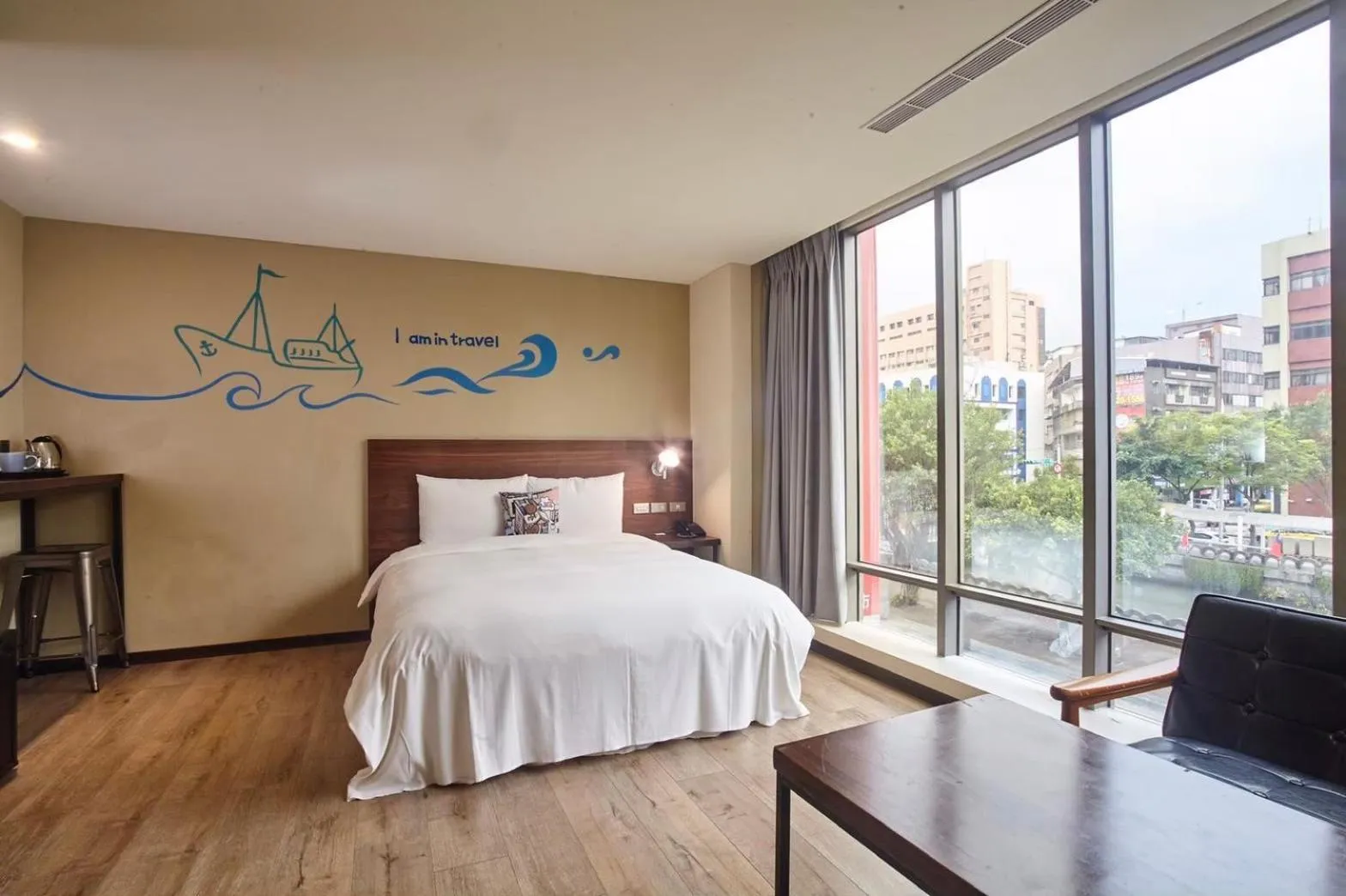 Bed in Just Live Inn-Keelung