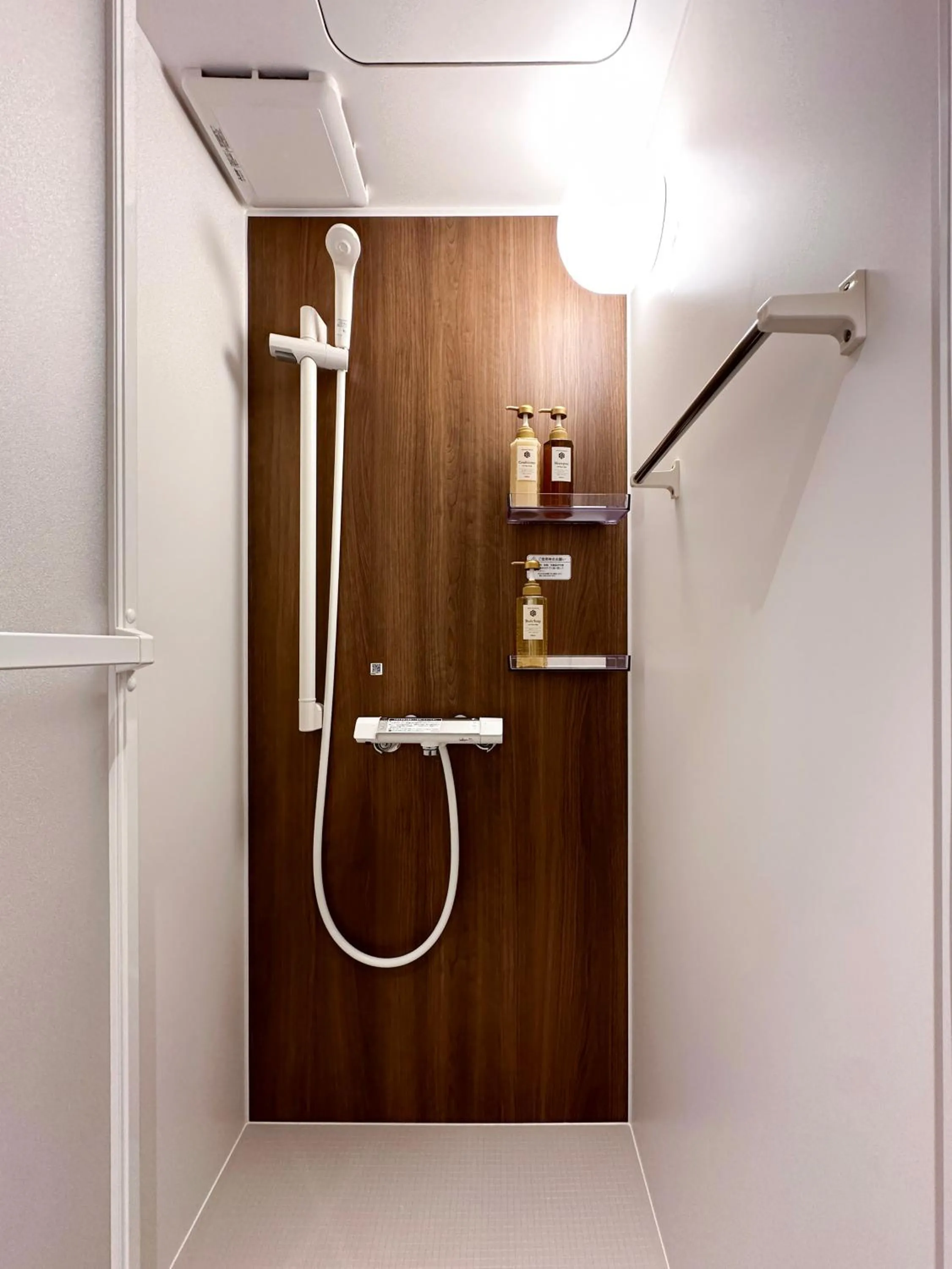 Shower in Osaka Ebisu Hotel