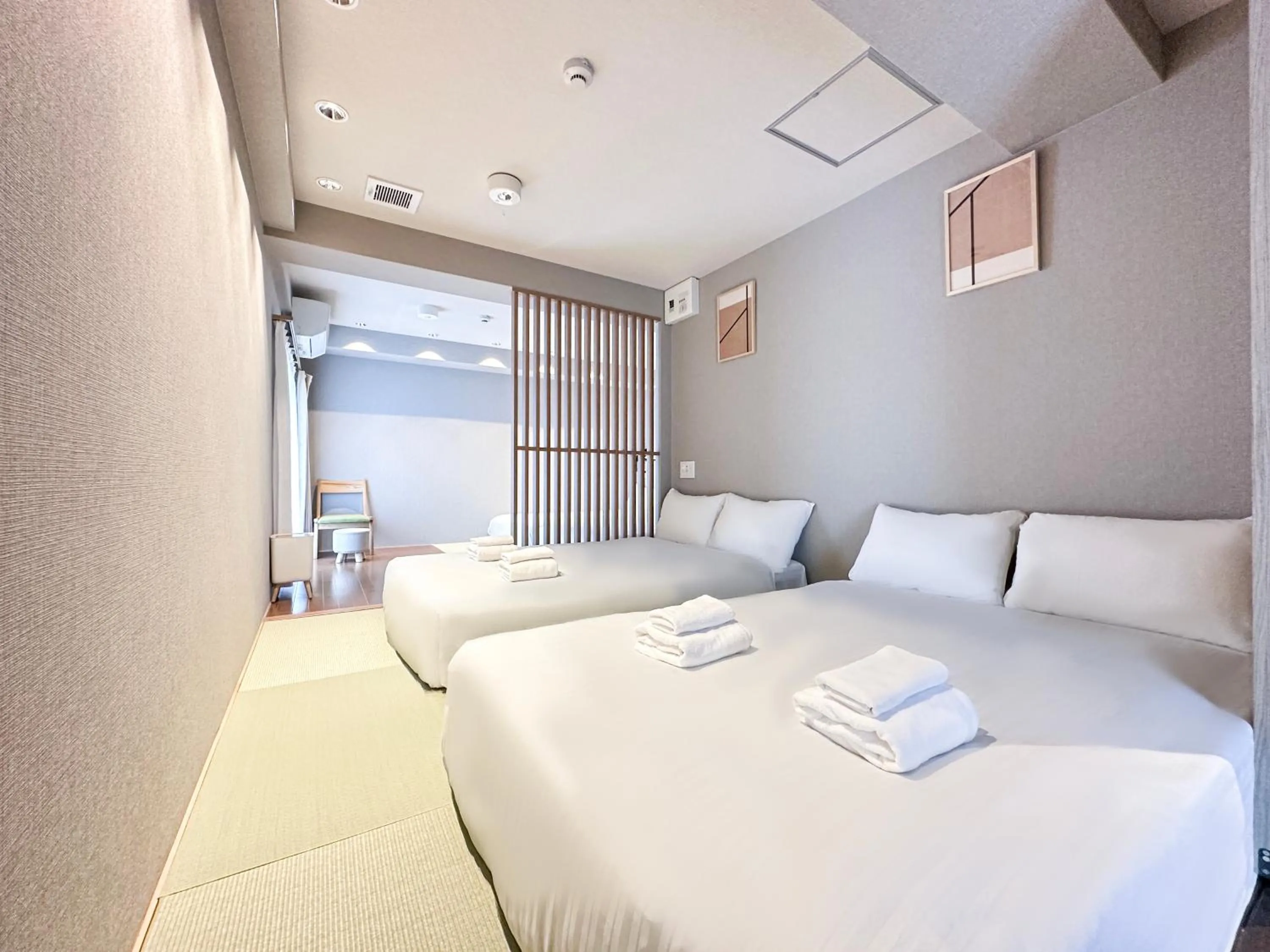 Bed in Osaka Ebisu Hotel