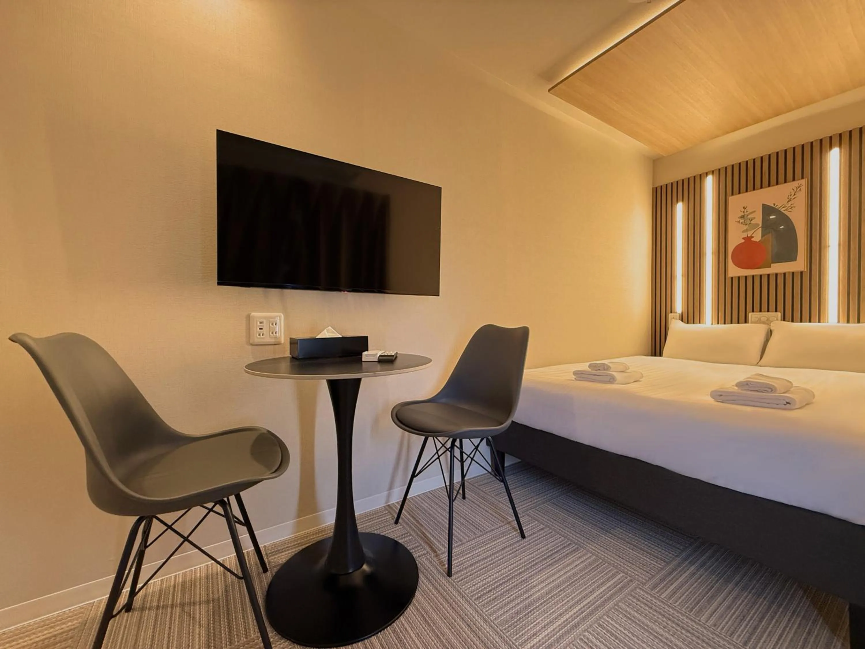 Bed in Osaka Ebisu Hotel