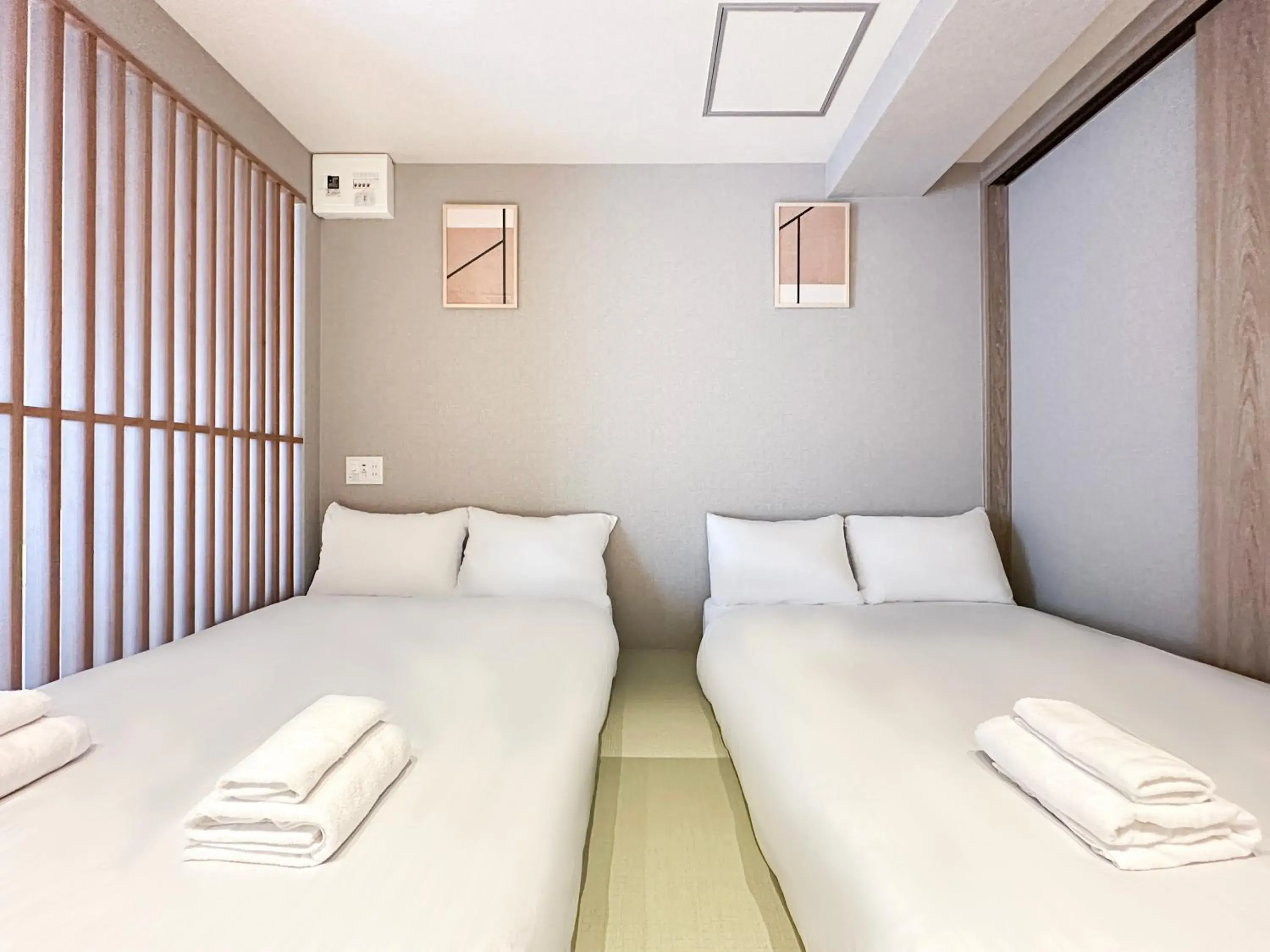 Family Room in Osaka Ebisu Hotel Family Room in Osaka Ebisu Hotel