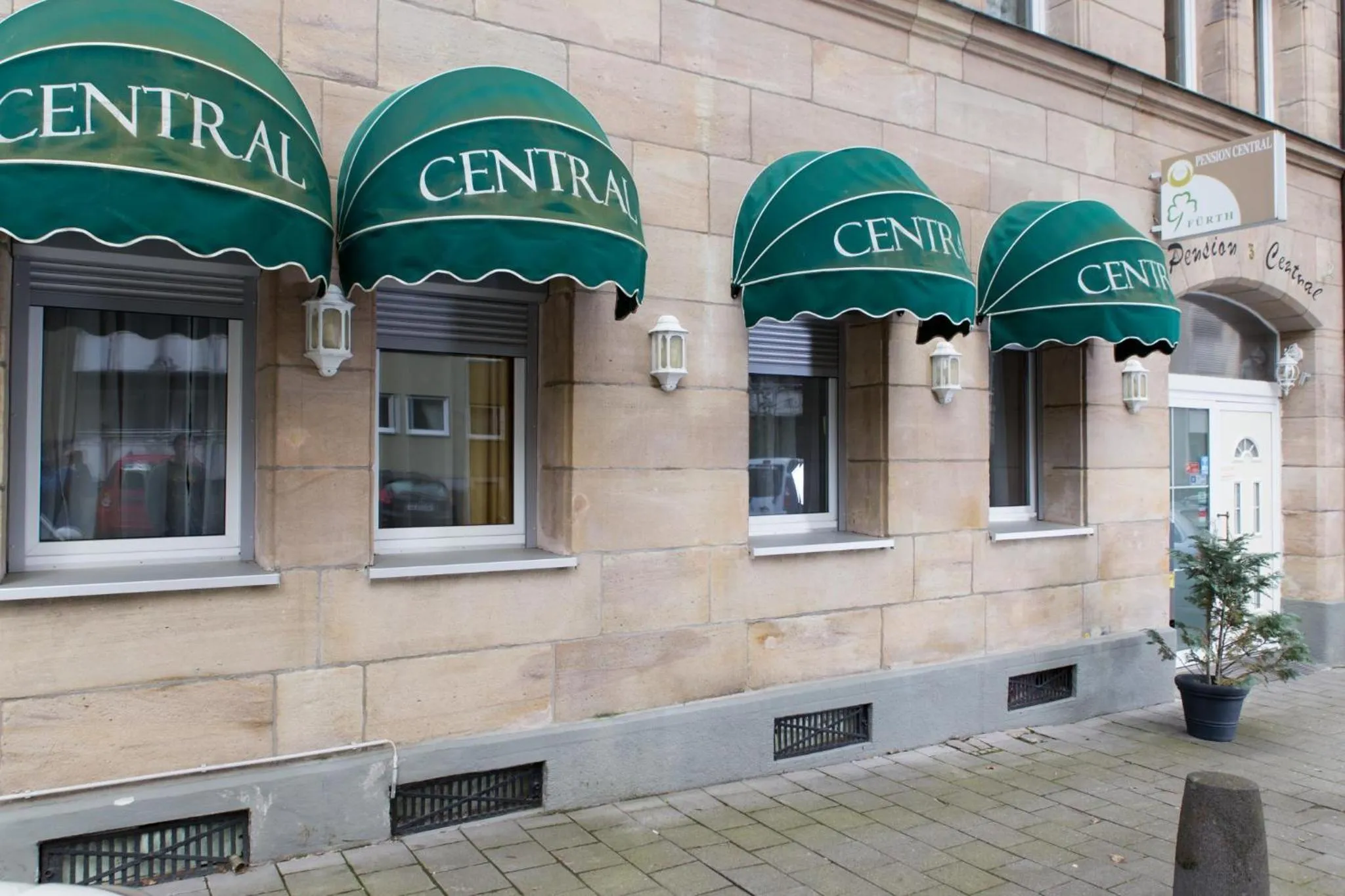 Property building in Pension Central Nuernberg-Fuerth