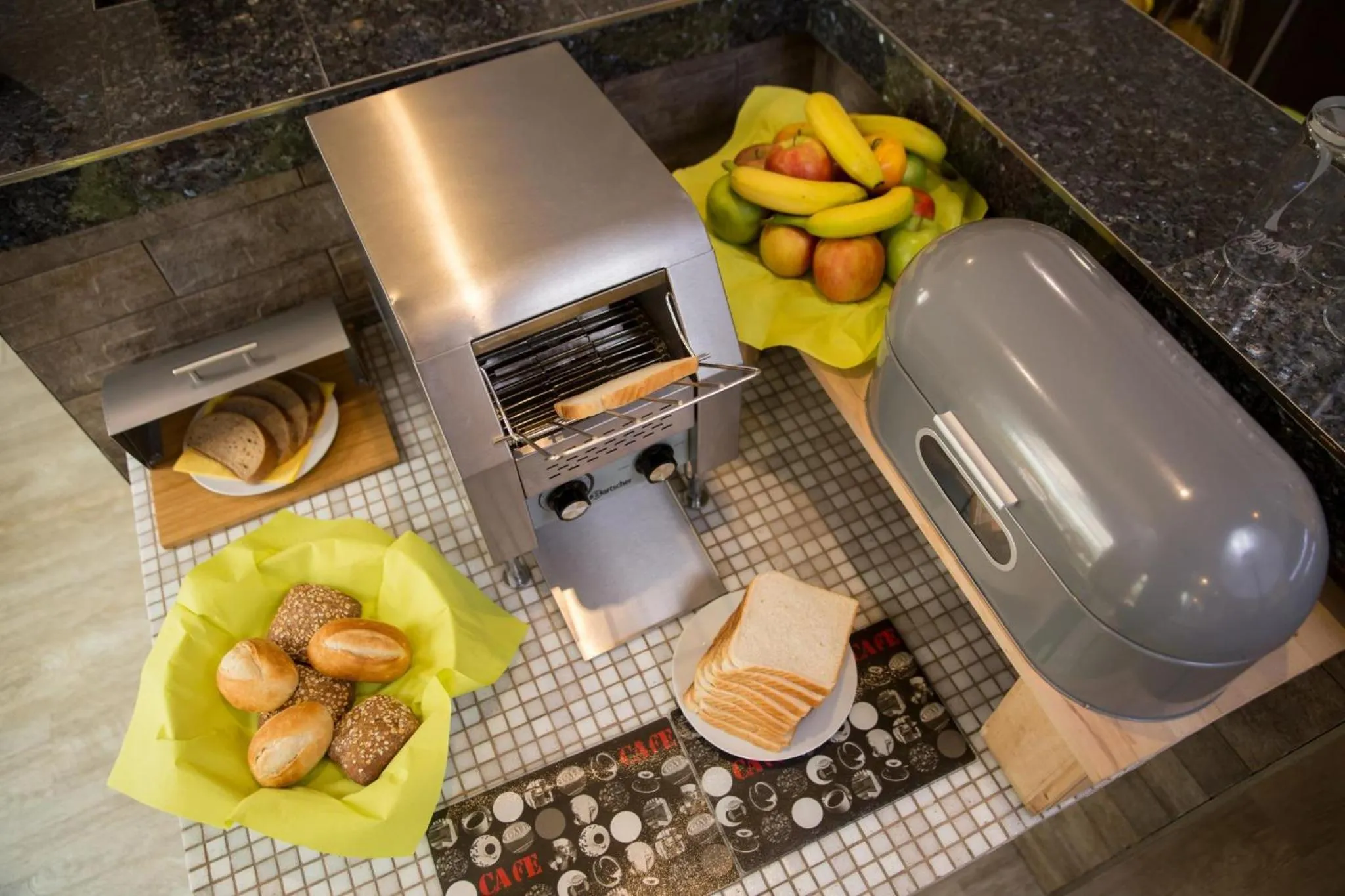 Breakfast in Pension Central Nuernberg-Fuerth