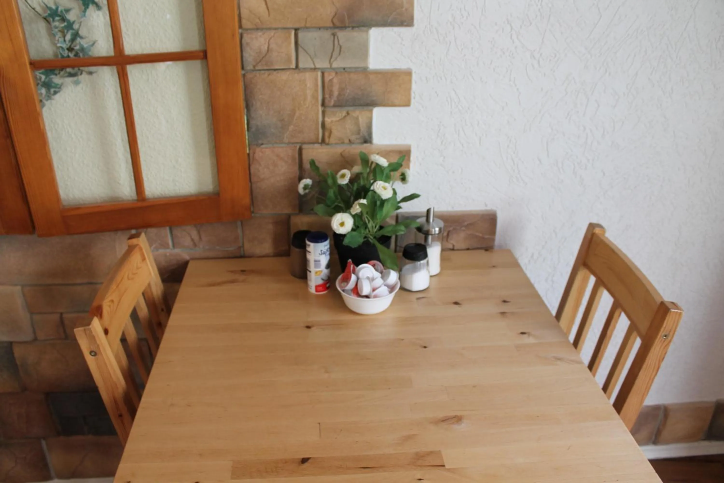 Restaurant/places to eat in Pension Central Nuernberg-Fuerth