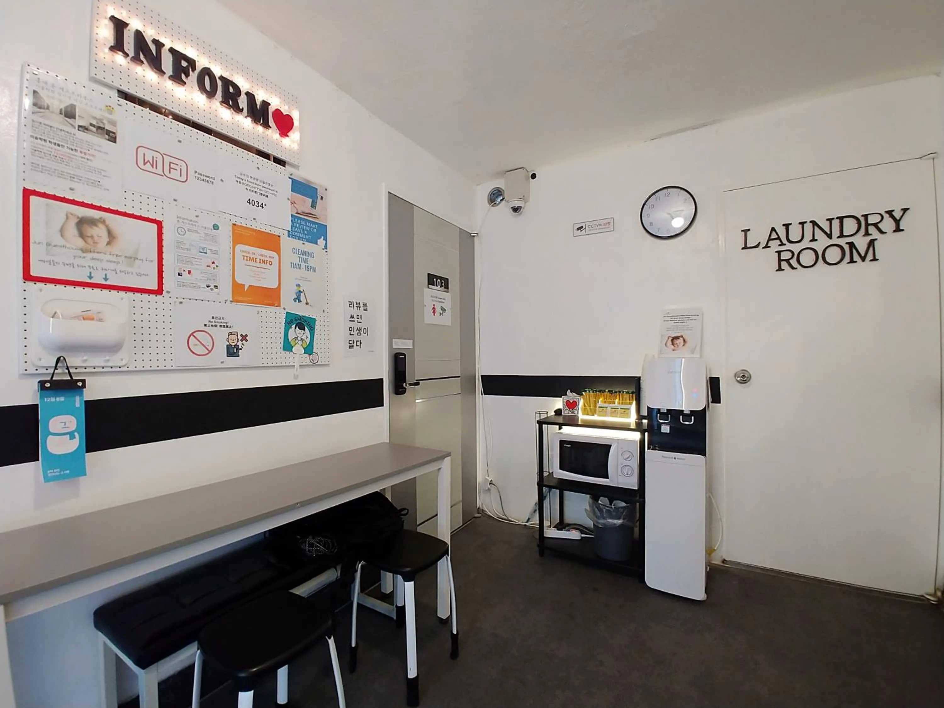 Lobby or reception in Jun Guesthouse