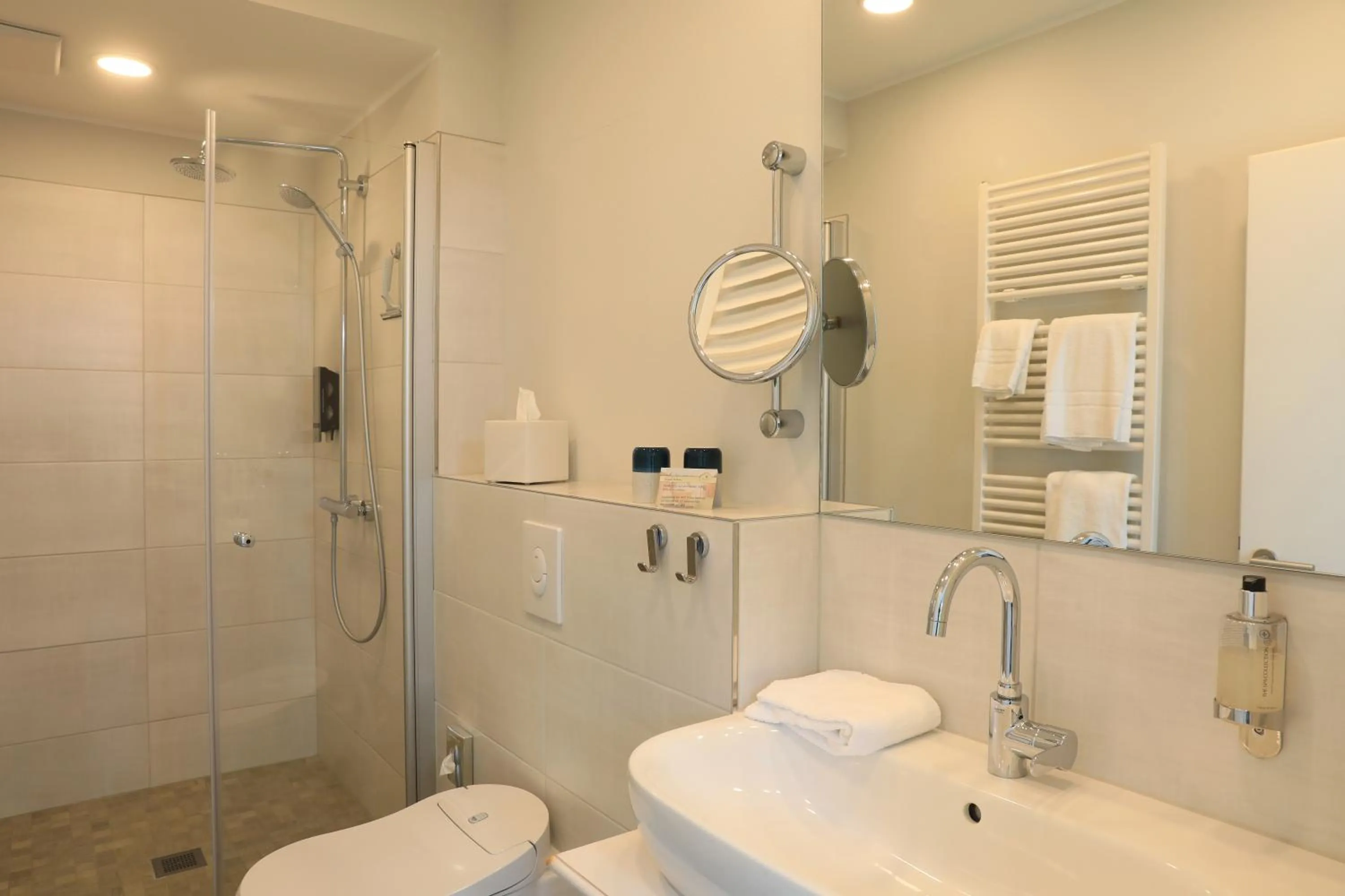 Bathroom in Landidyll Landhaus Liesetal