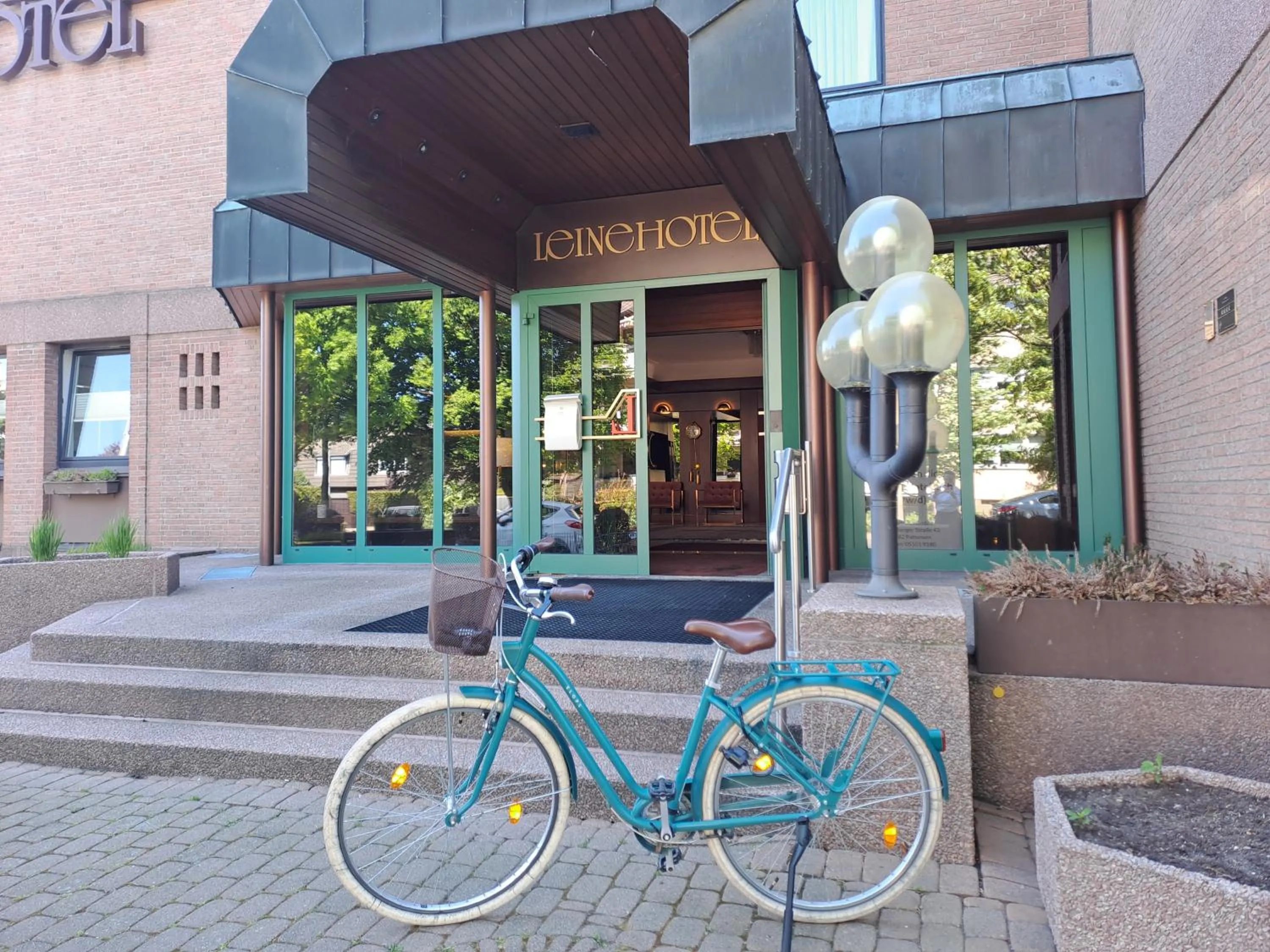 Cycling in Leine Hotel