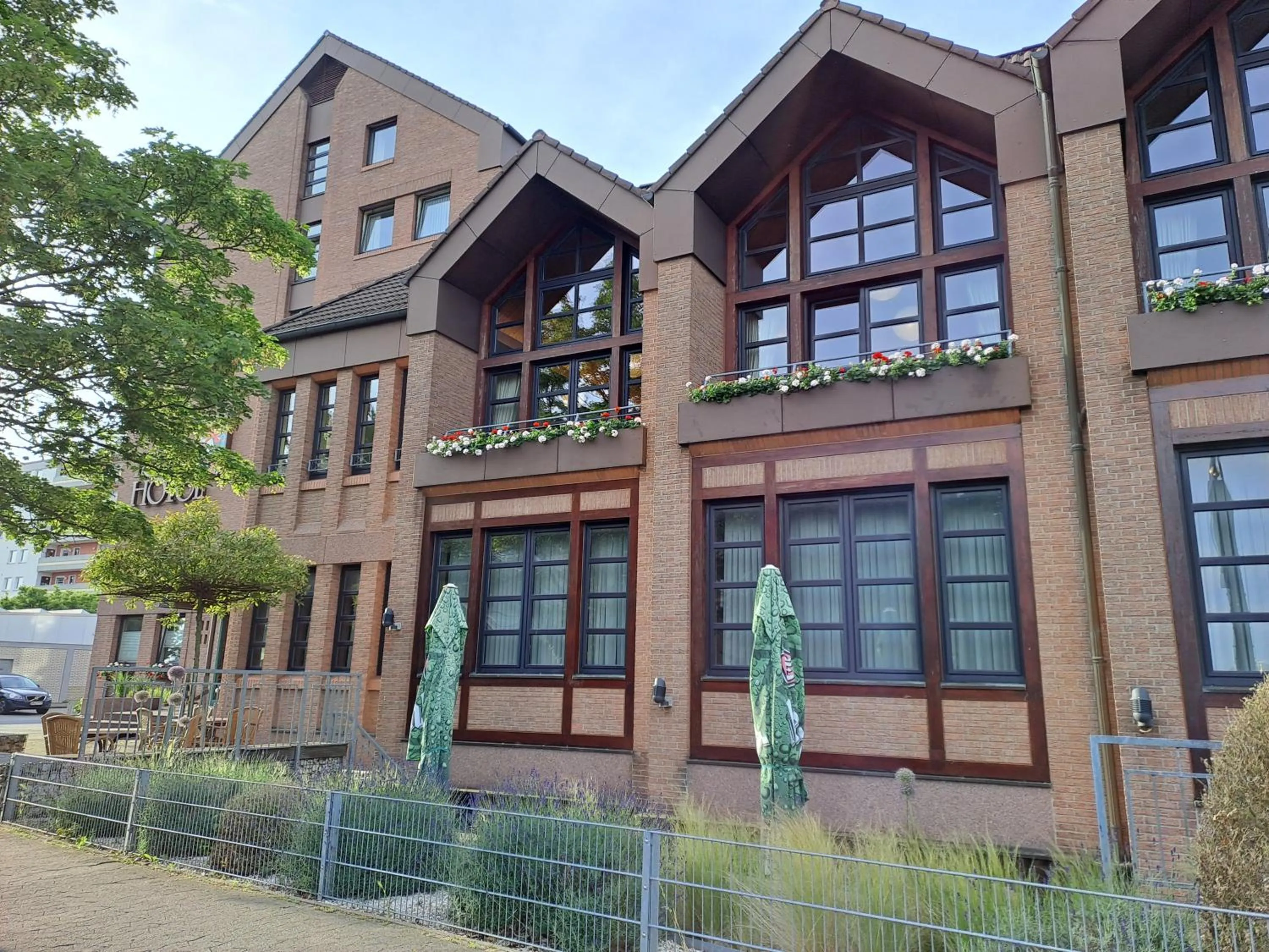 Property building in Leine Hotel