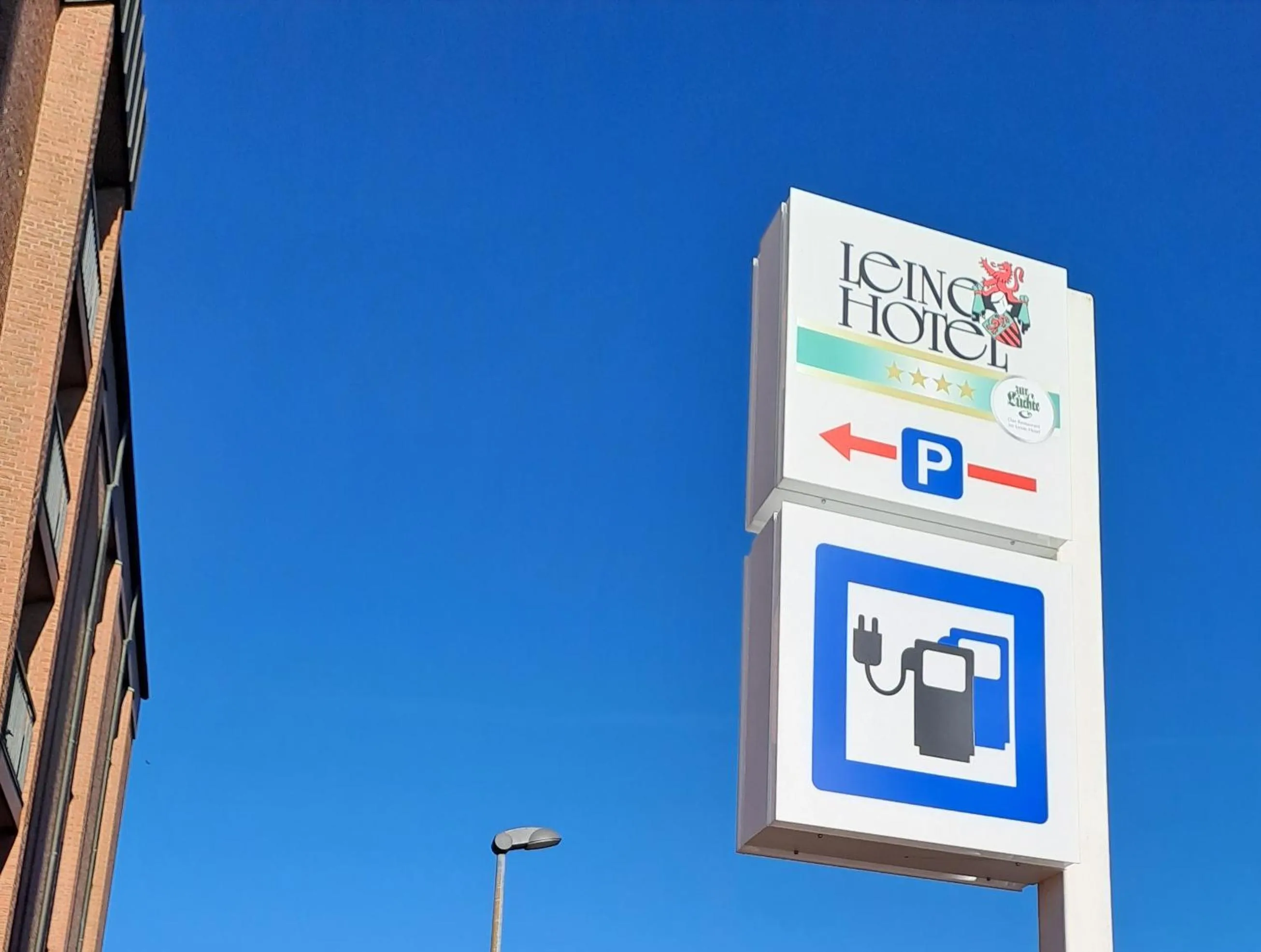 Parking in Leine Hotel