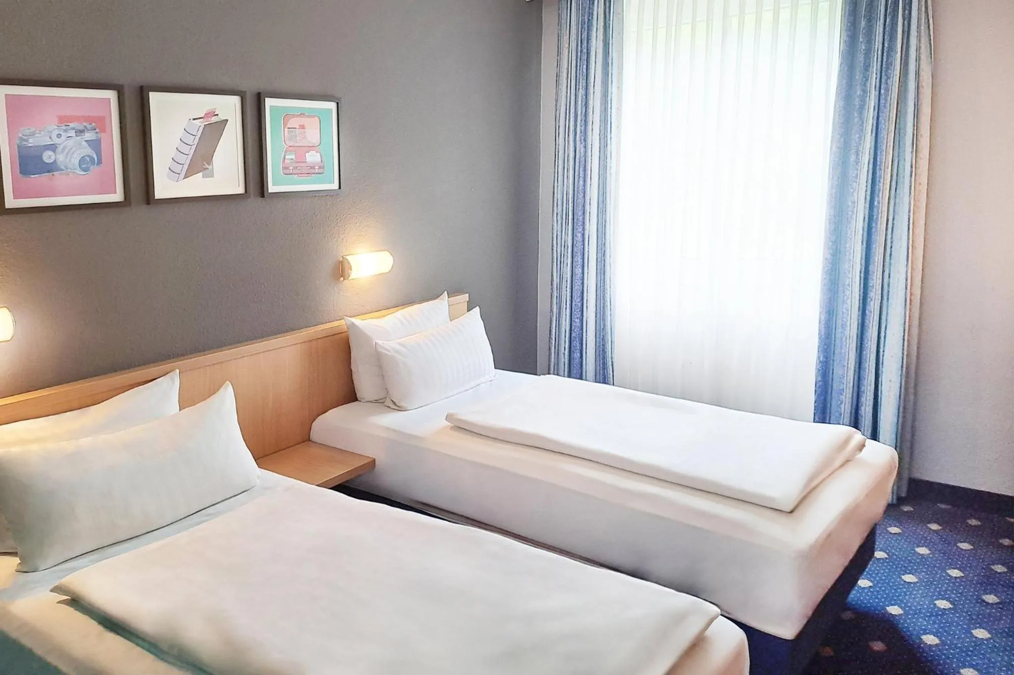 Photo of the whole room, Bed in Garner Hotel Cottbus Süd by IHG