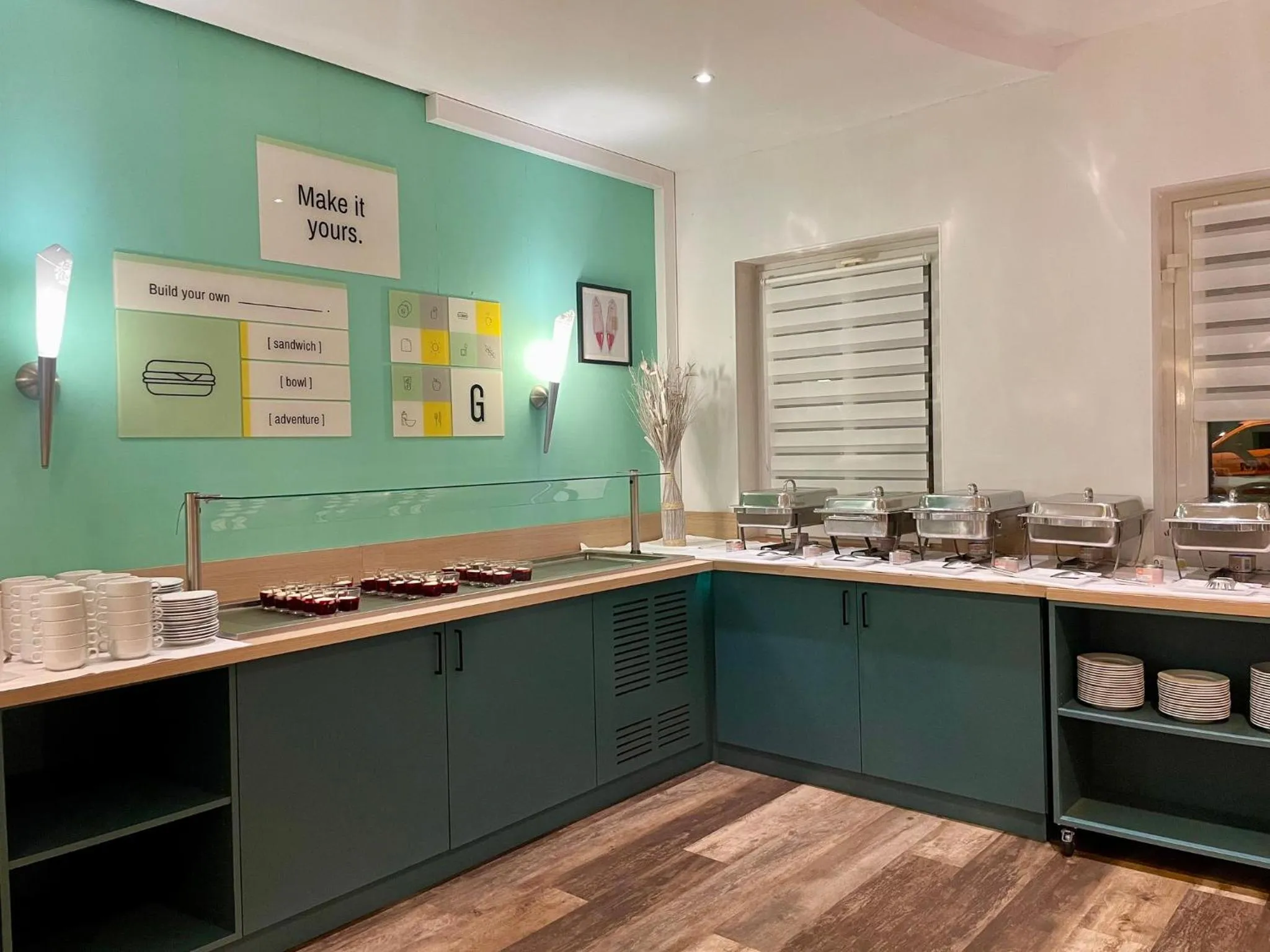 Restaurant/places to eat in Garner Hotel Cottbus Süd by IHG