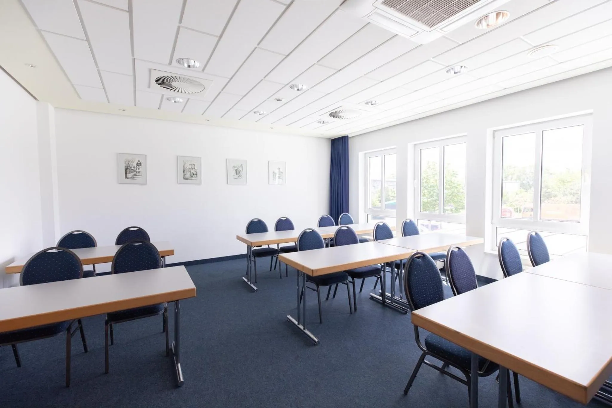 Meeting/conference room in Garner Hotel Cottbus Süd by IHG