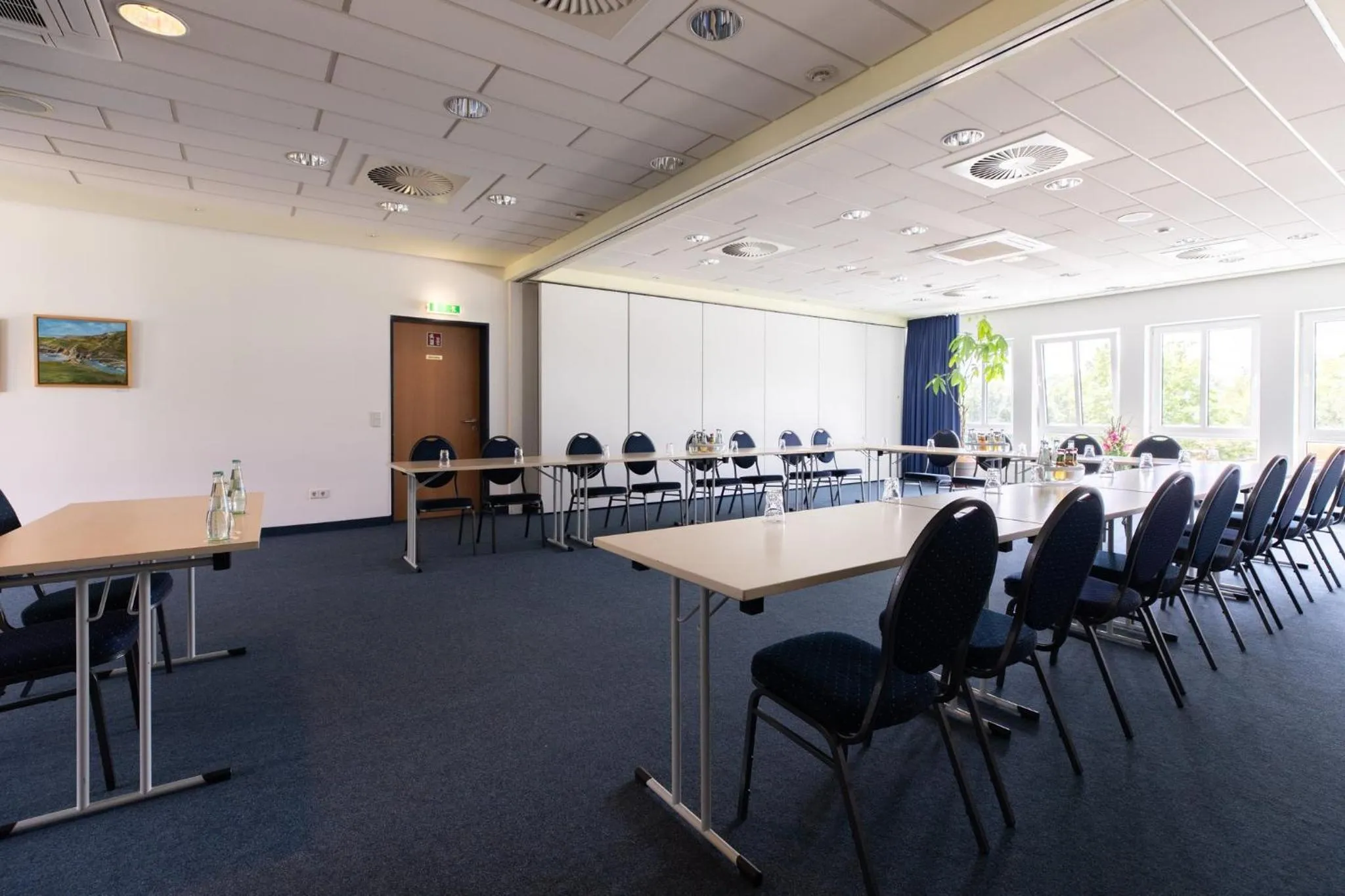 Meeting/conference room in Garner Hotel Cottbus Süd by IHG