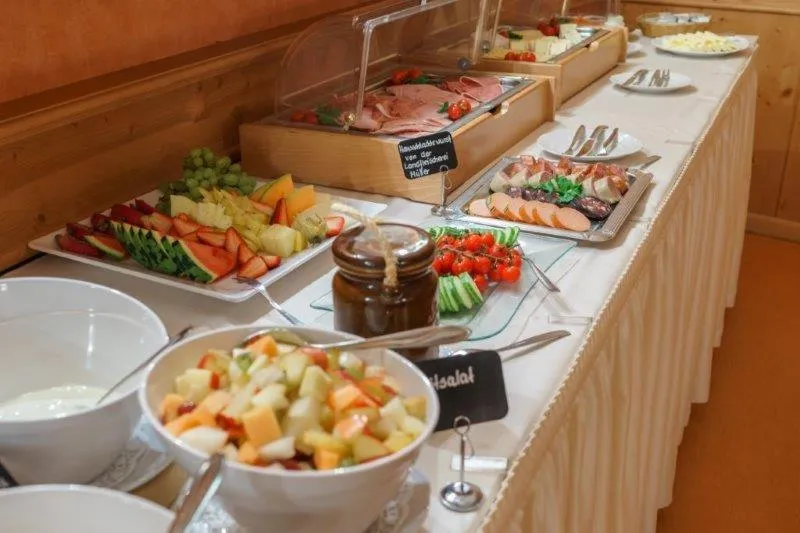 Buffet breakfast in Stolberger Hof