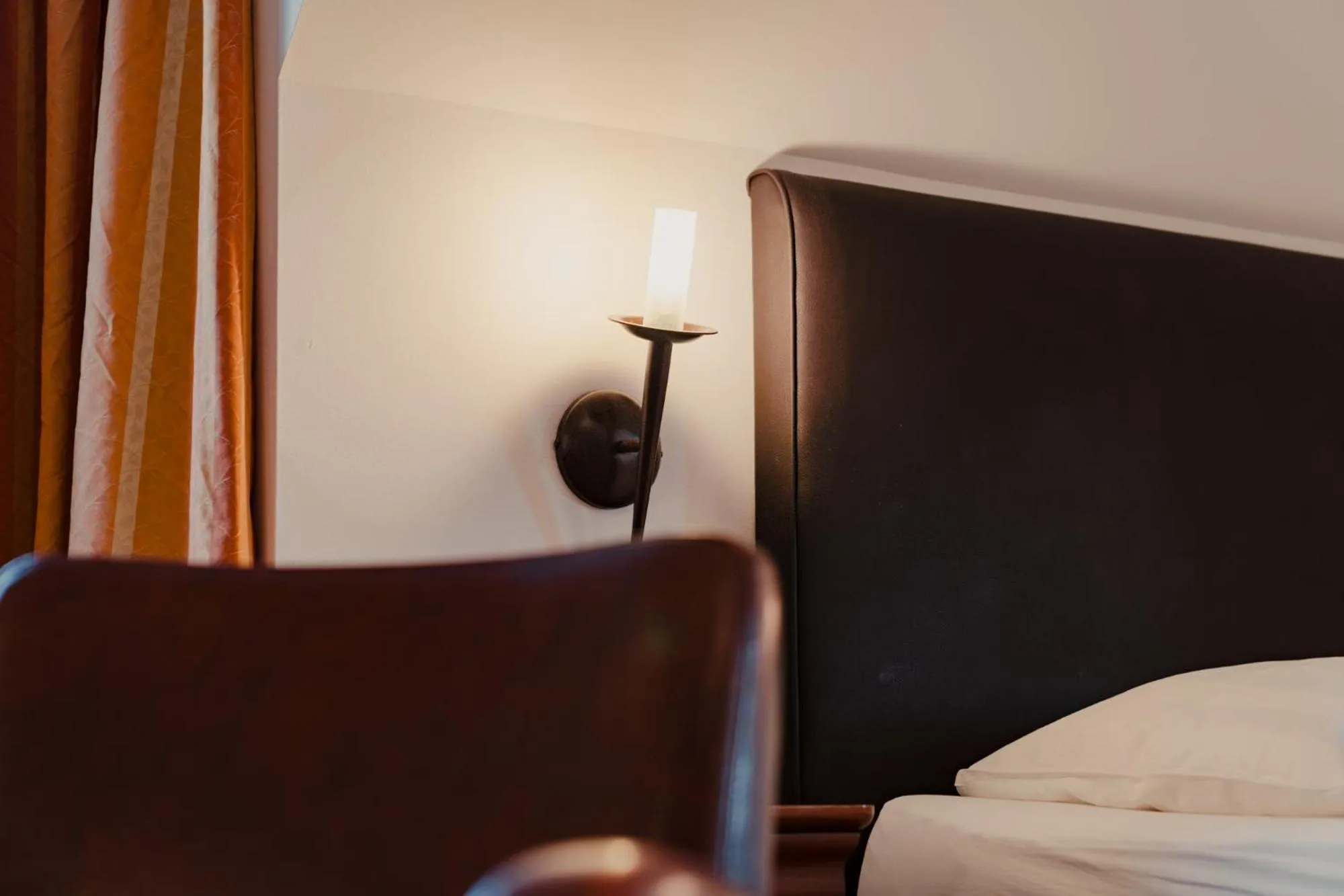 Property building, Bed in Hotel & Gasthaus Backmulde