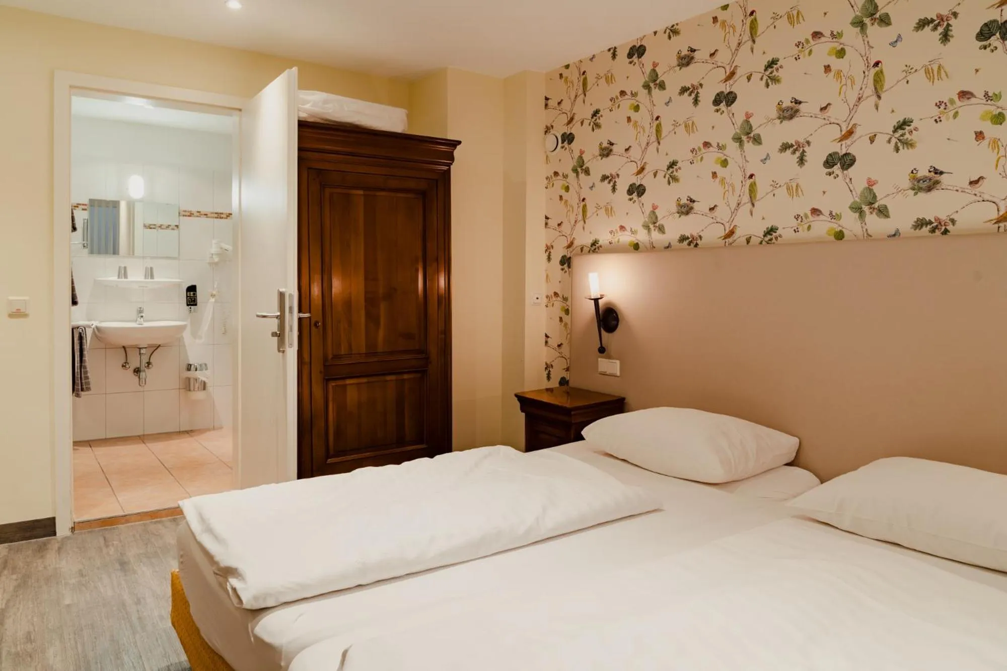 Bed in Hotel & Gasthaus Backmulde