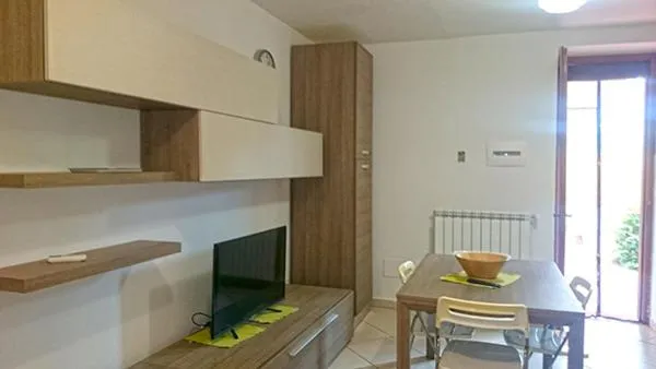 Communal lounge/ TV room in Edvige'S House