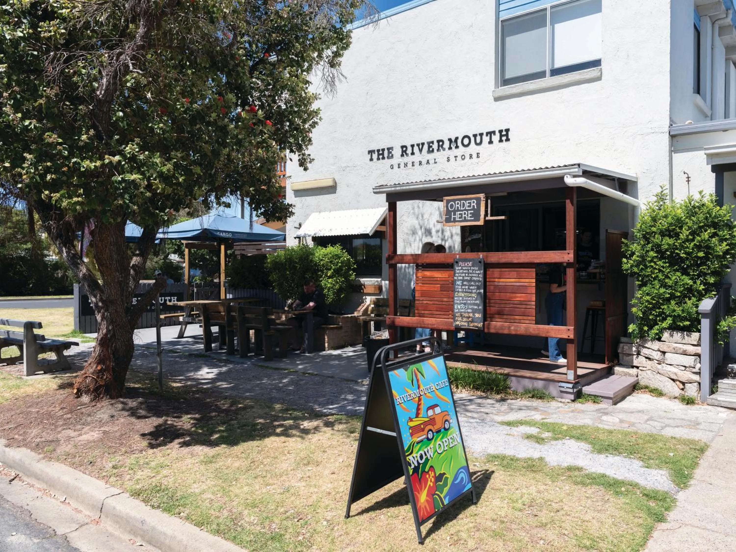 Neighbourhood in Barlings Beach Holiday Park